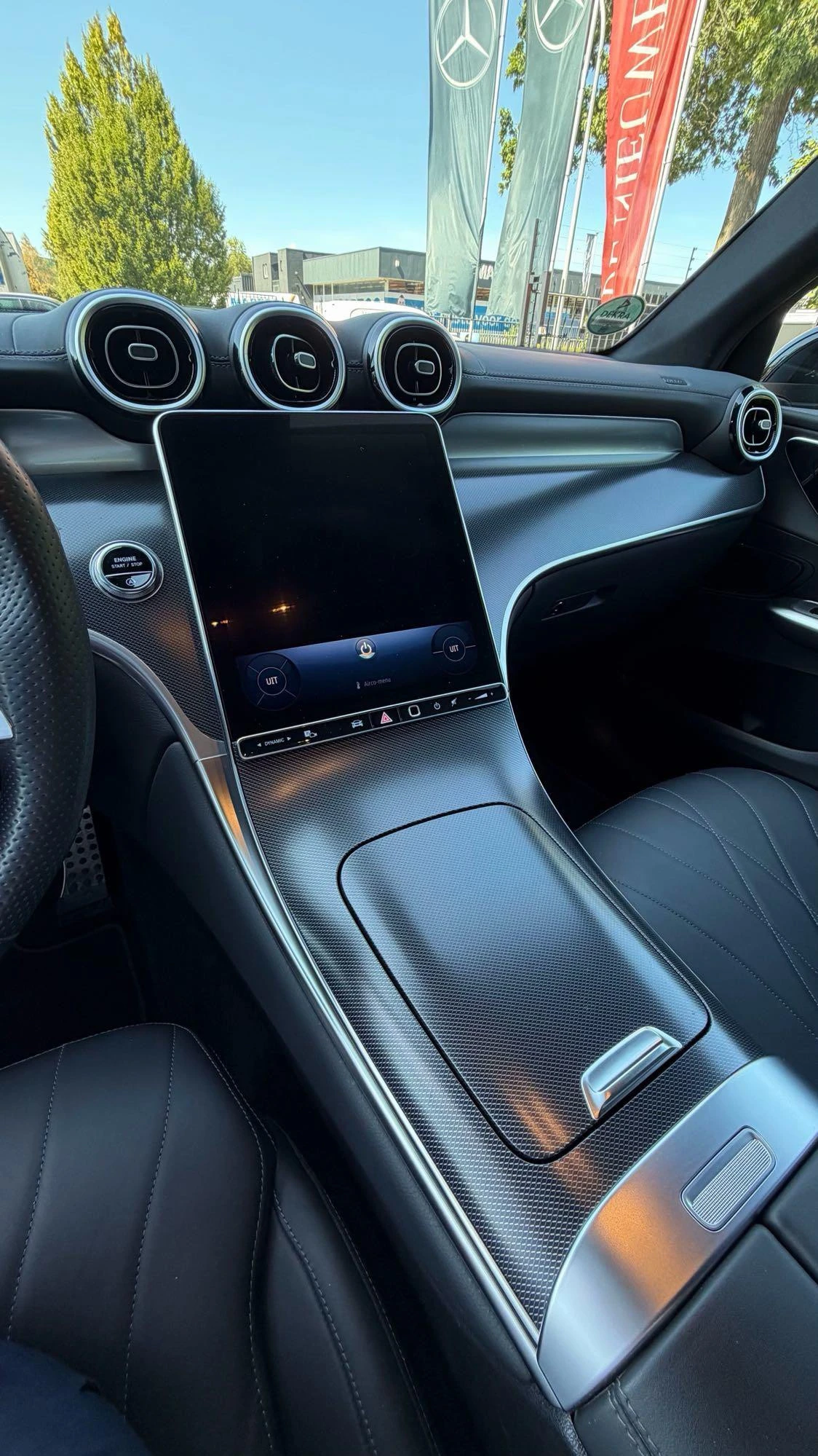 Mercedes-Benz-GLC-image-2