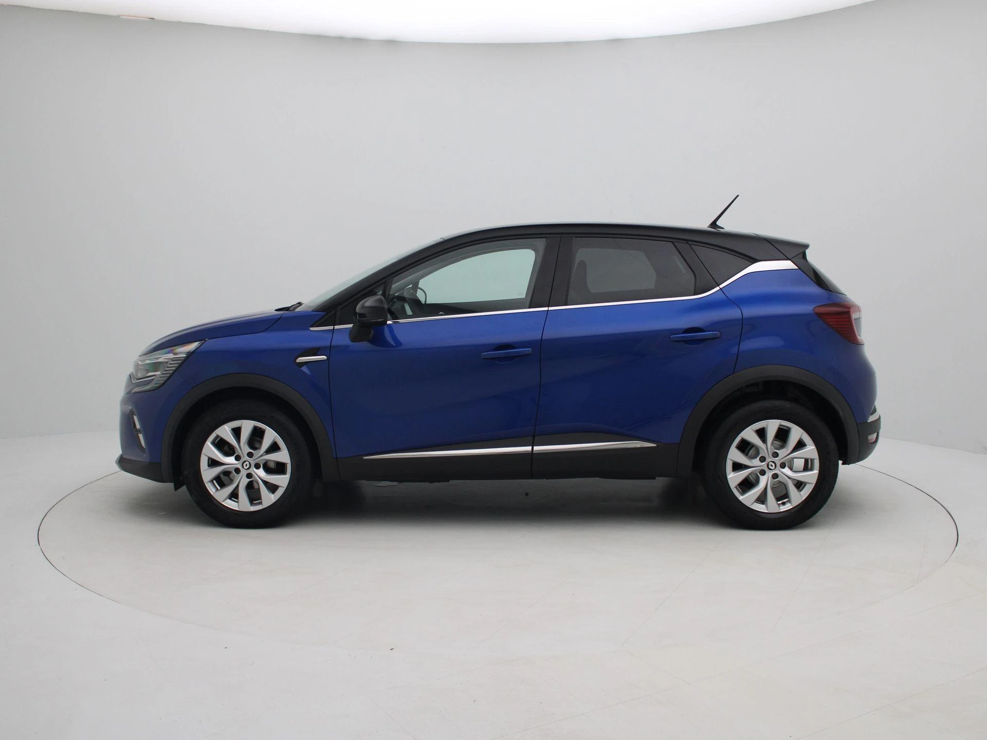 Renault-Captur-image-3