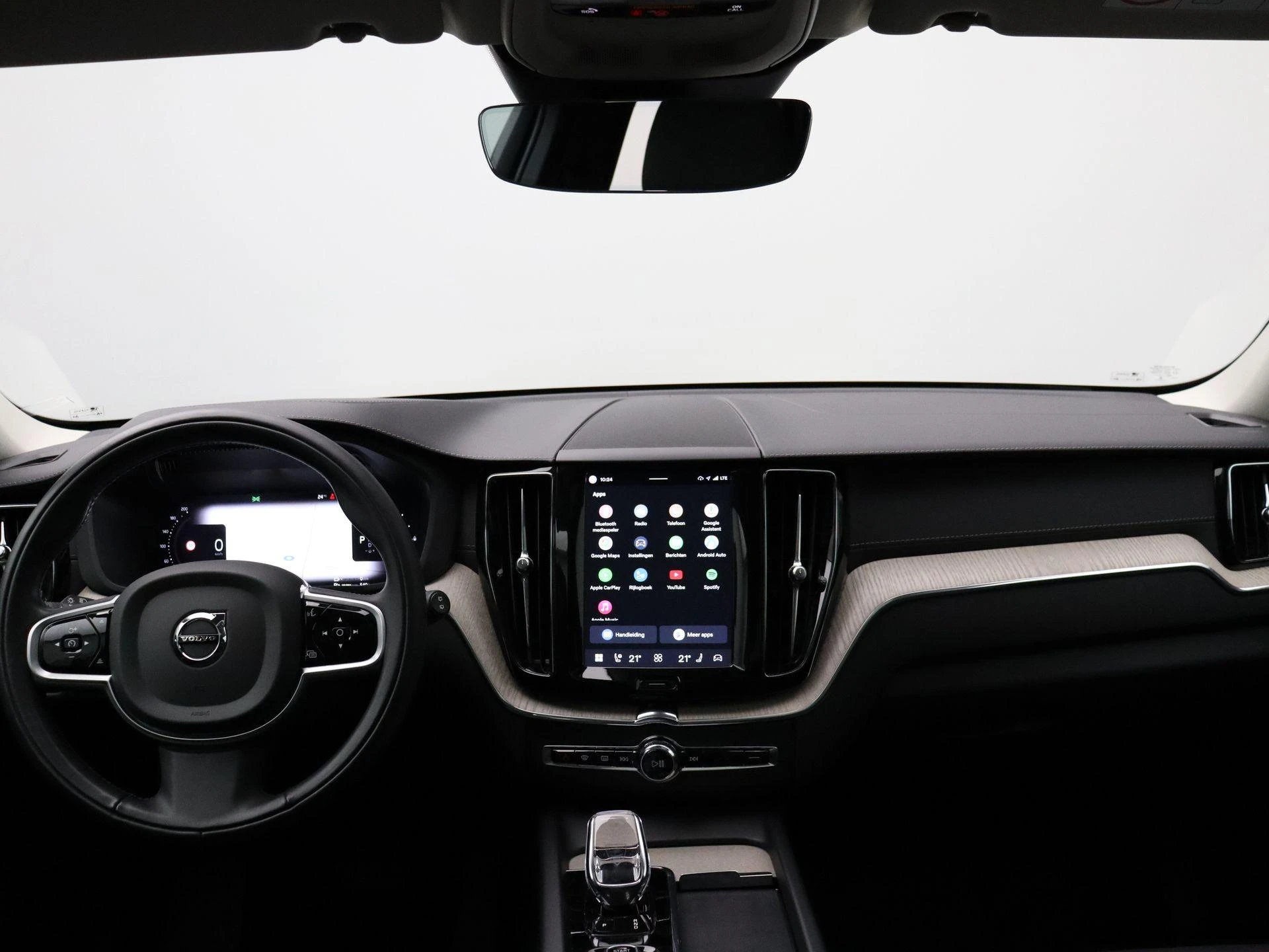 Volvo-XC60-image-27