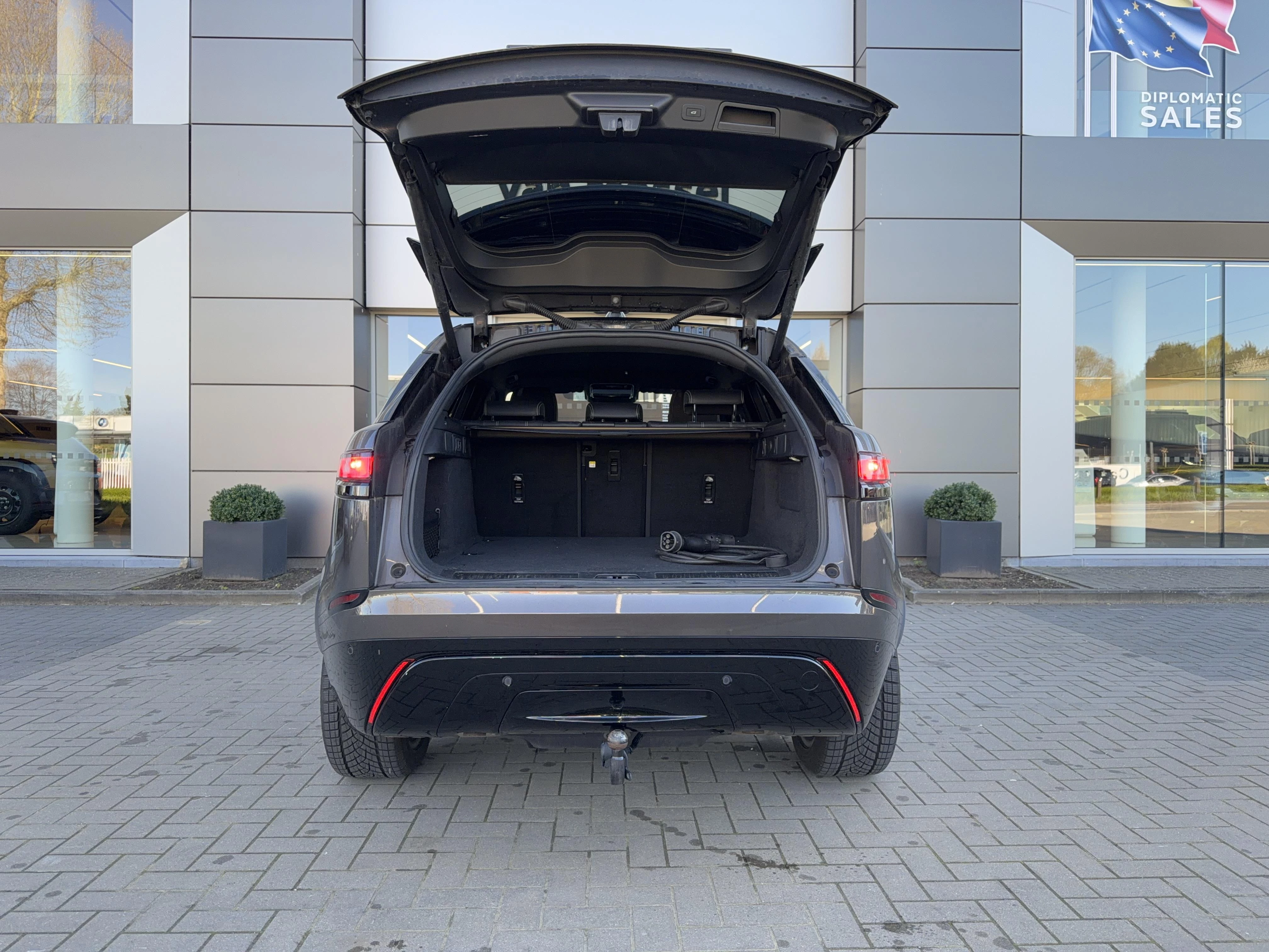 Land Rover Range Rover Velar P400e R-Dynamic S