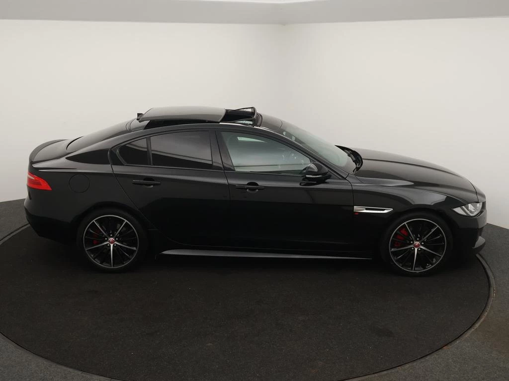 Jaguar XE XE-S 3.0 V6 Compresseur SUPERCHARGED *LEDER*BLACK PACK*NAVI*BLTH*CRUISE*CAMERA*...