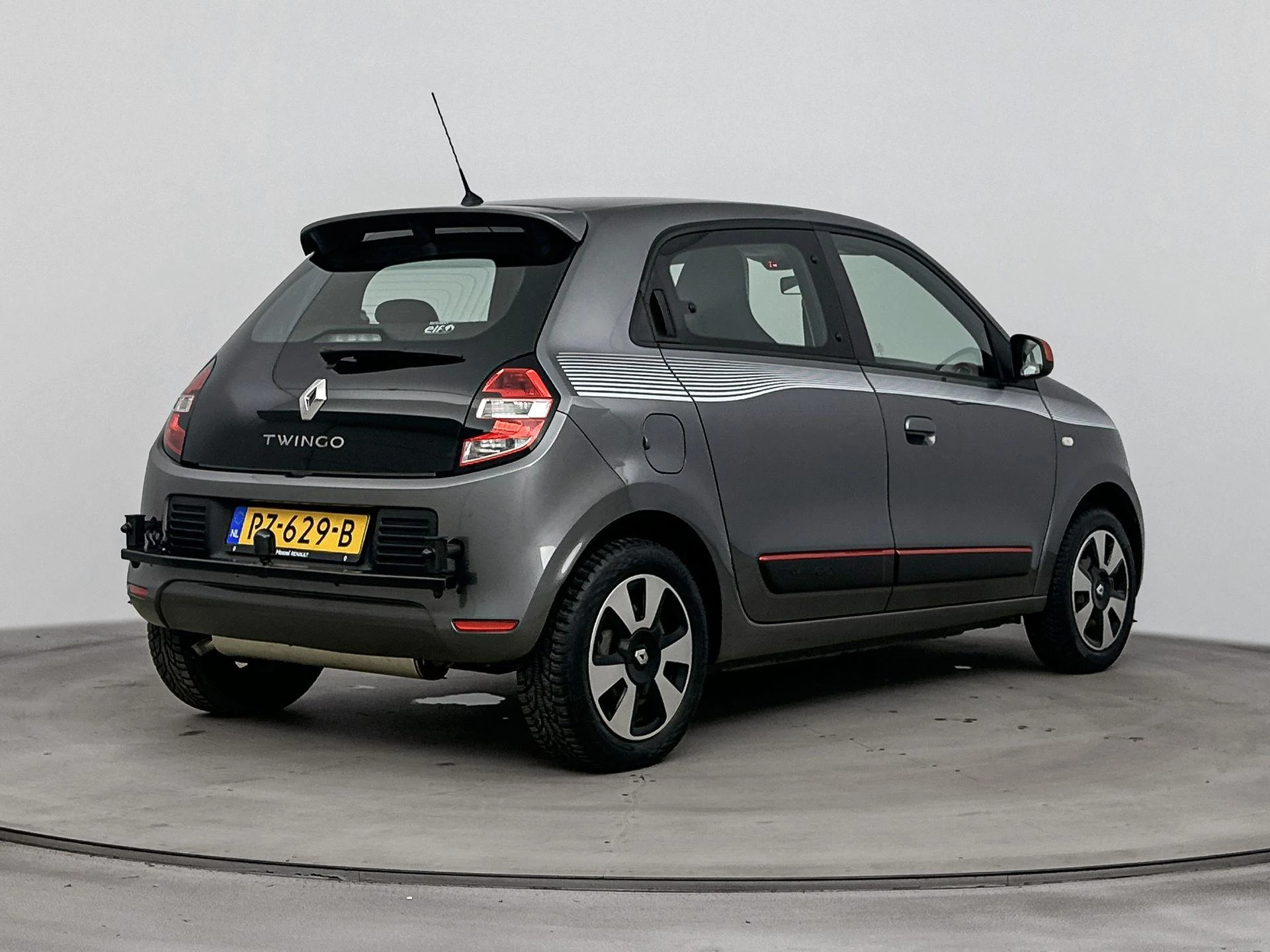 Renault-Twingo-image-3
