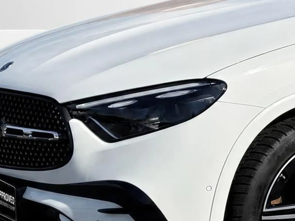 Mercedes-Benz-GLC 220 d-image-4
