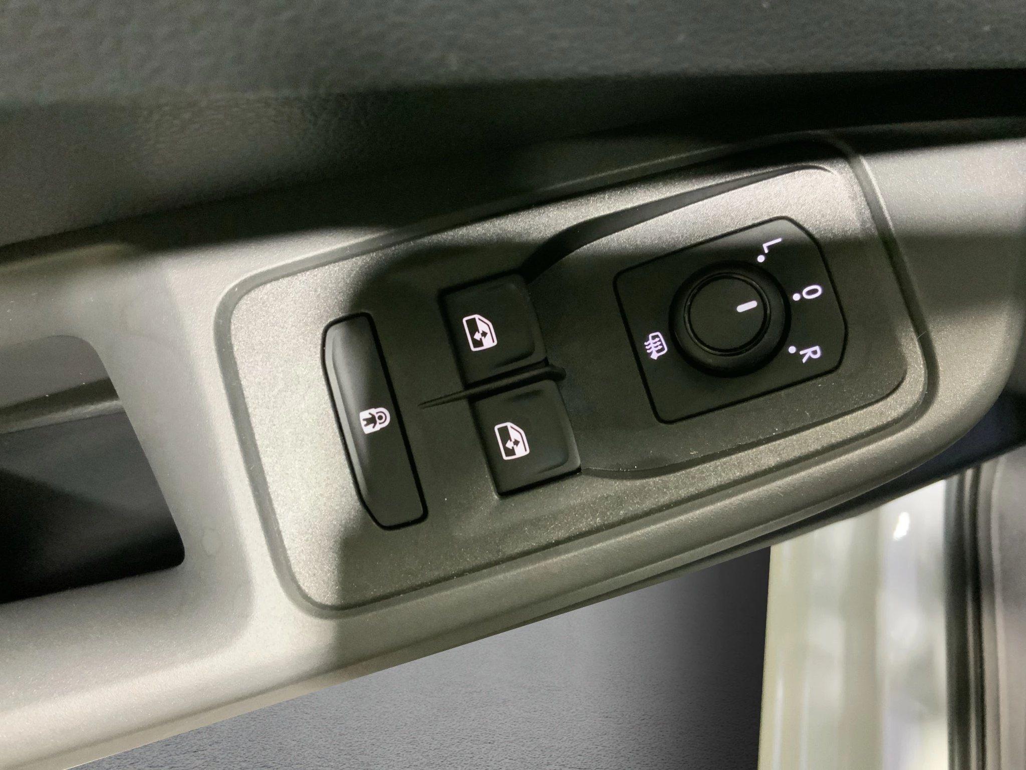 Ford Transit Connect FlexCab Trend L2 1.5 l EcoBoost PHEV. 6-Gang-Automatik. FWD