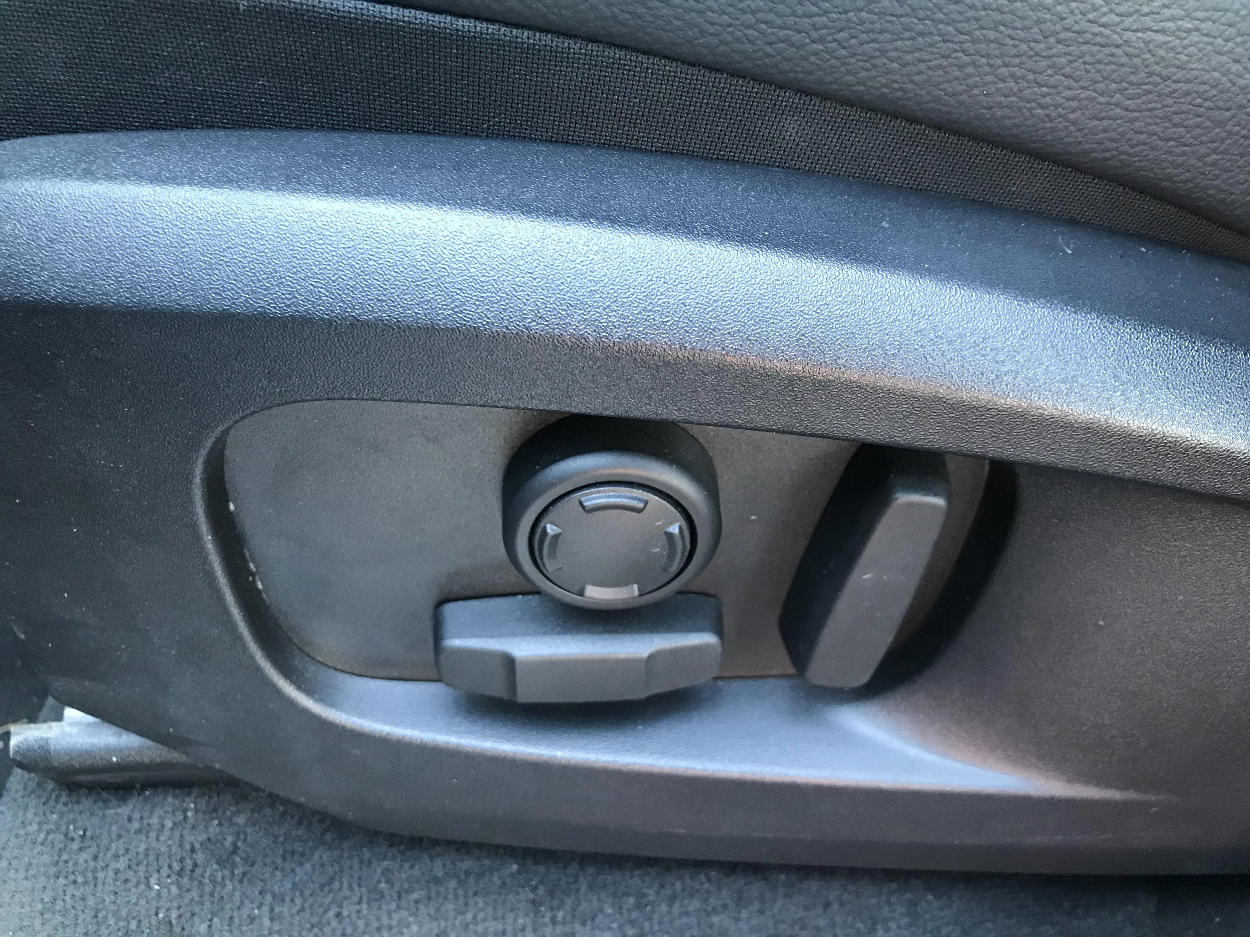 Jaguar-F-PACE-image-12