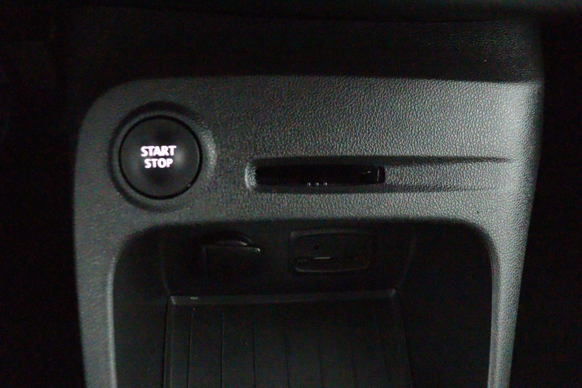 Renault-Captur-image-48