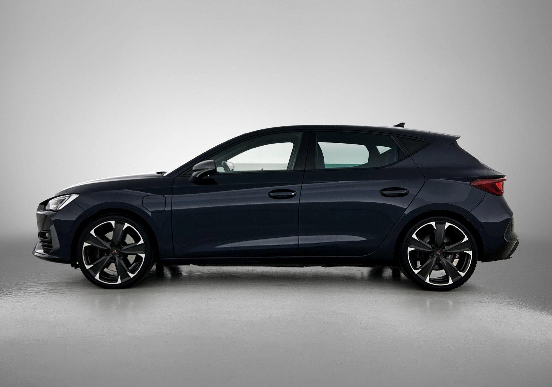 Cupra León