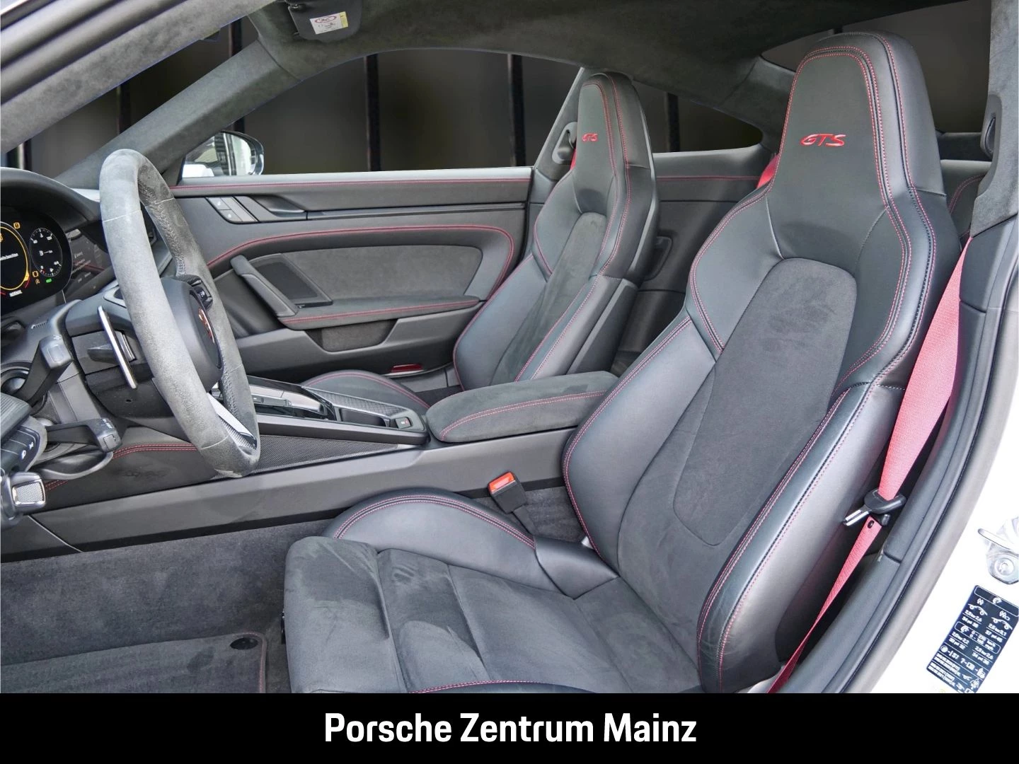 Porsche-911-image-21
