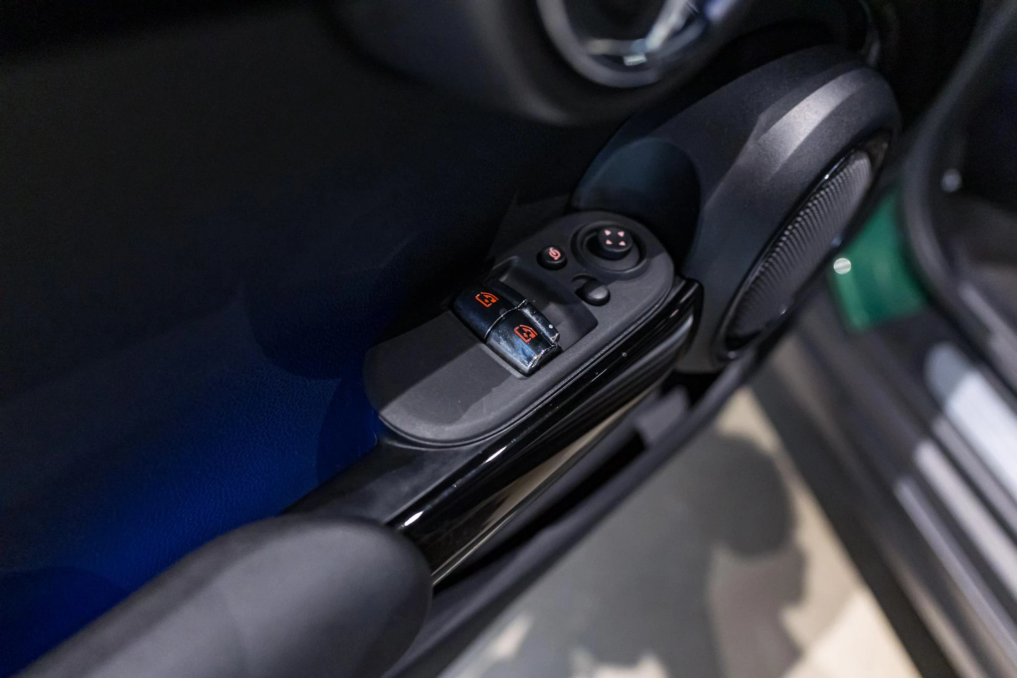 MINI-Electric-image-12