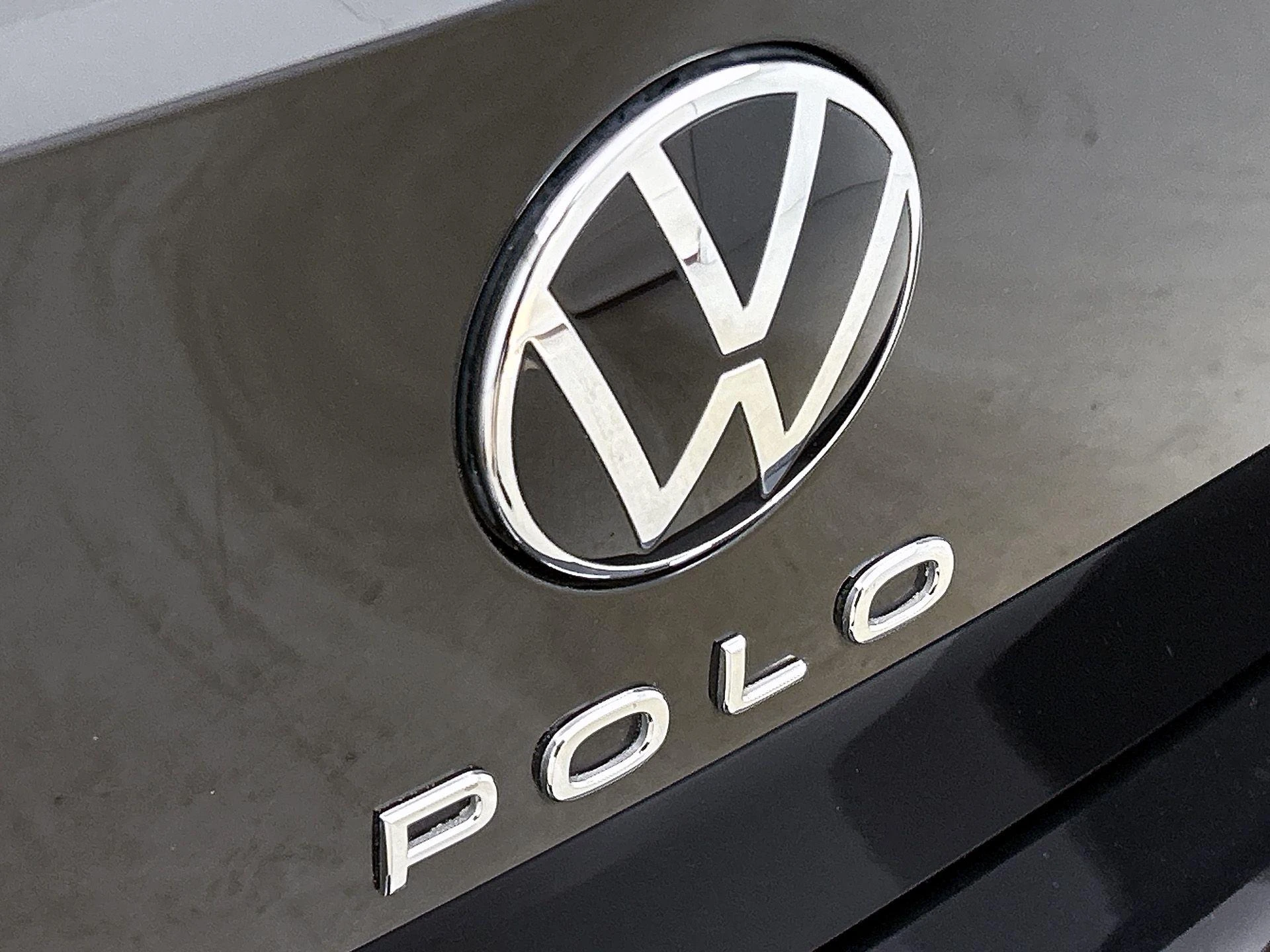Volkswagen-Polo-image-24
