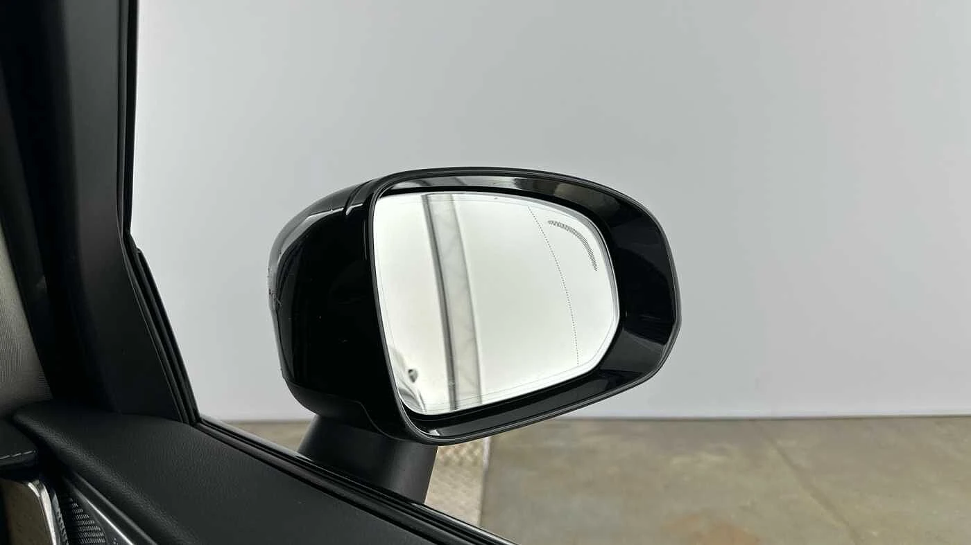 Volvo-XC60-image-18