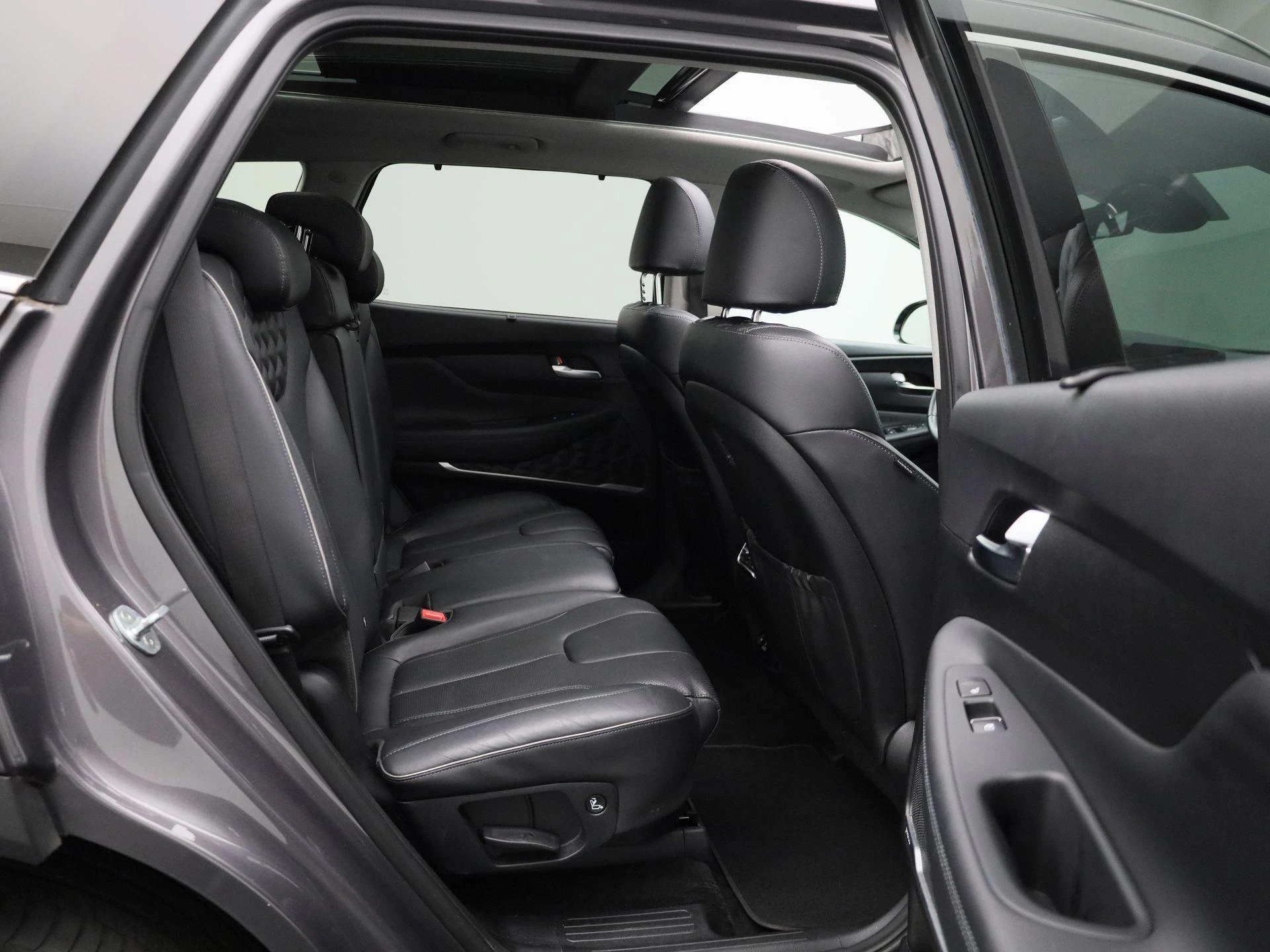 Hyundai Santa Fe 1.6 T-GDI HEV Premium Sky 7p.