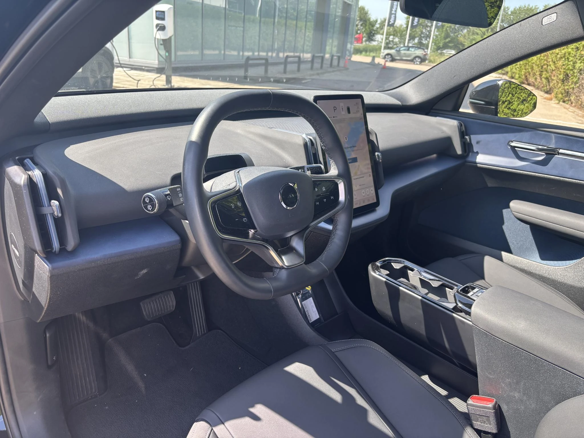 Volvo-EX30-image-4