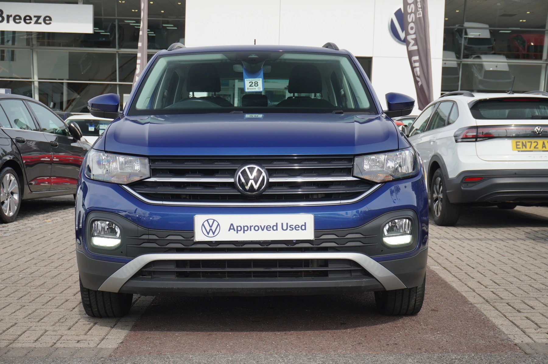 Volkswagen-T-Cross-image-6