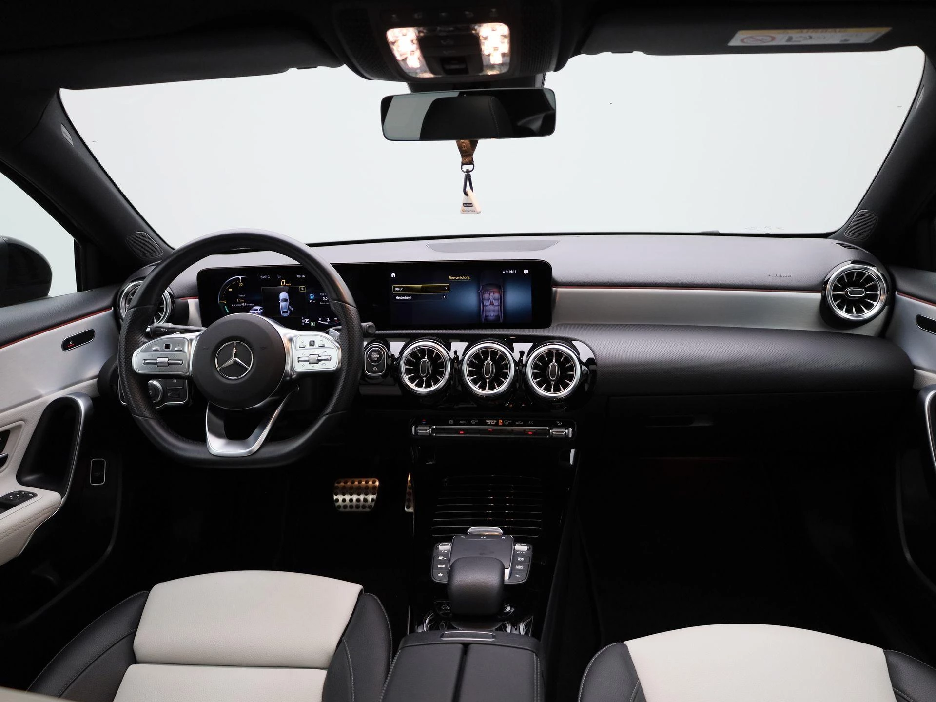 Mercedes-Benz A-Klasse 250 Premium