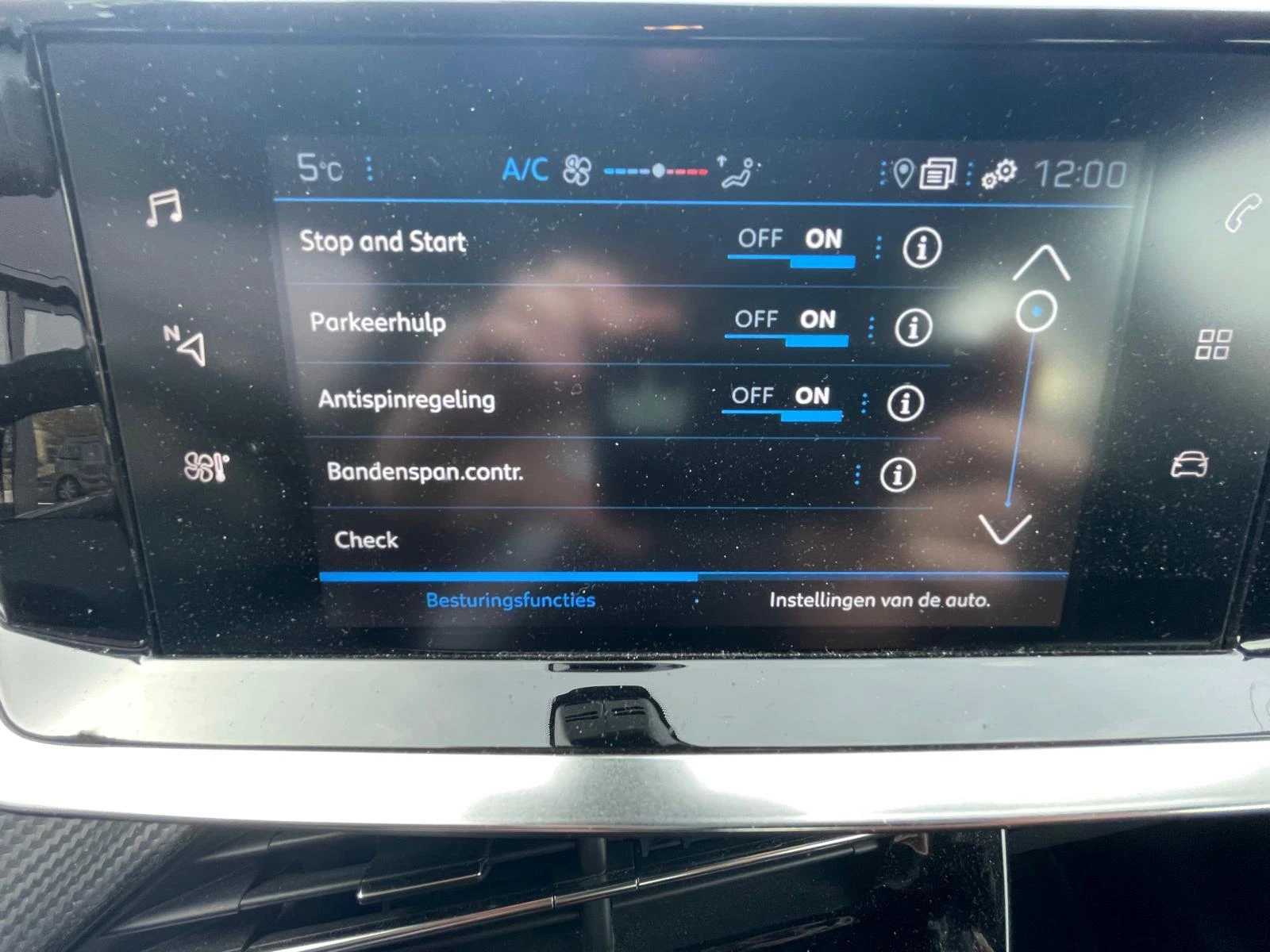 Peugeot 208 1.2 PureTech 100 MAN6 S&S €6.3 Active