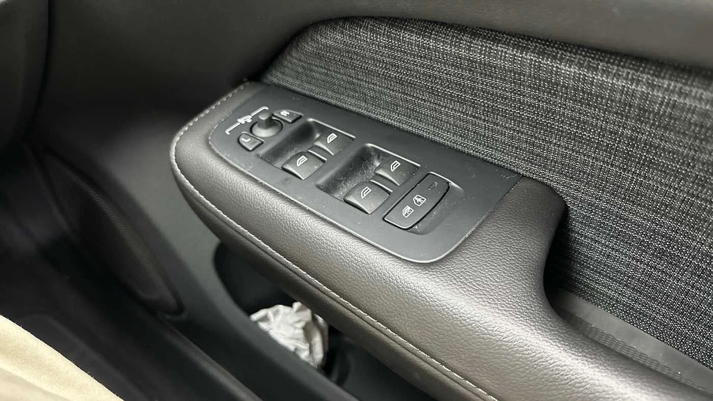 Volvo-V60-image-37