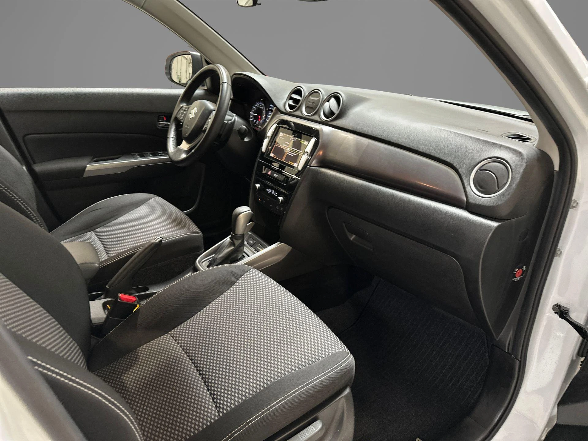 Suzuki-Vitara-image-11