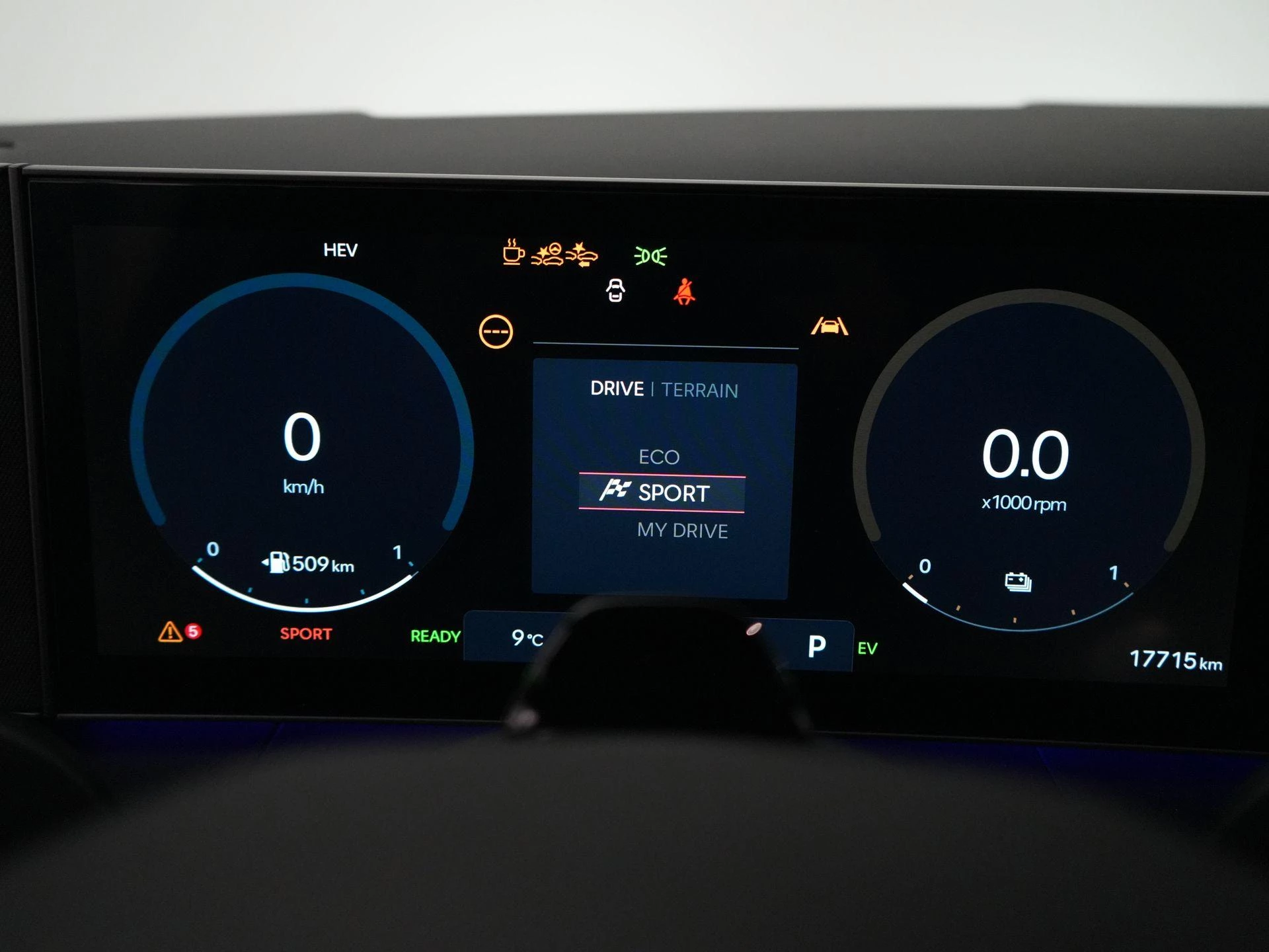 Hyundai-Santa Fe-image-32