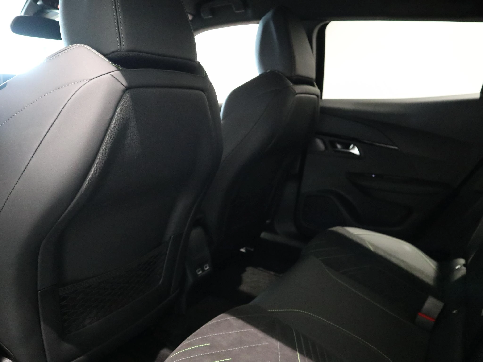 Peugeot-2008-image-6