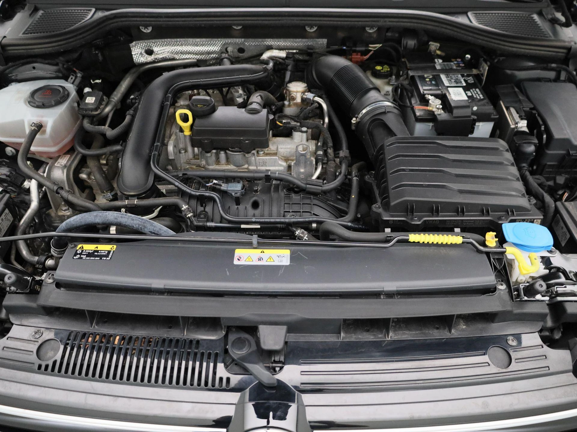 Volkswagen-Golf-image-29