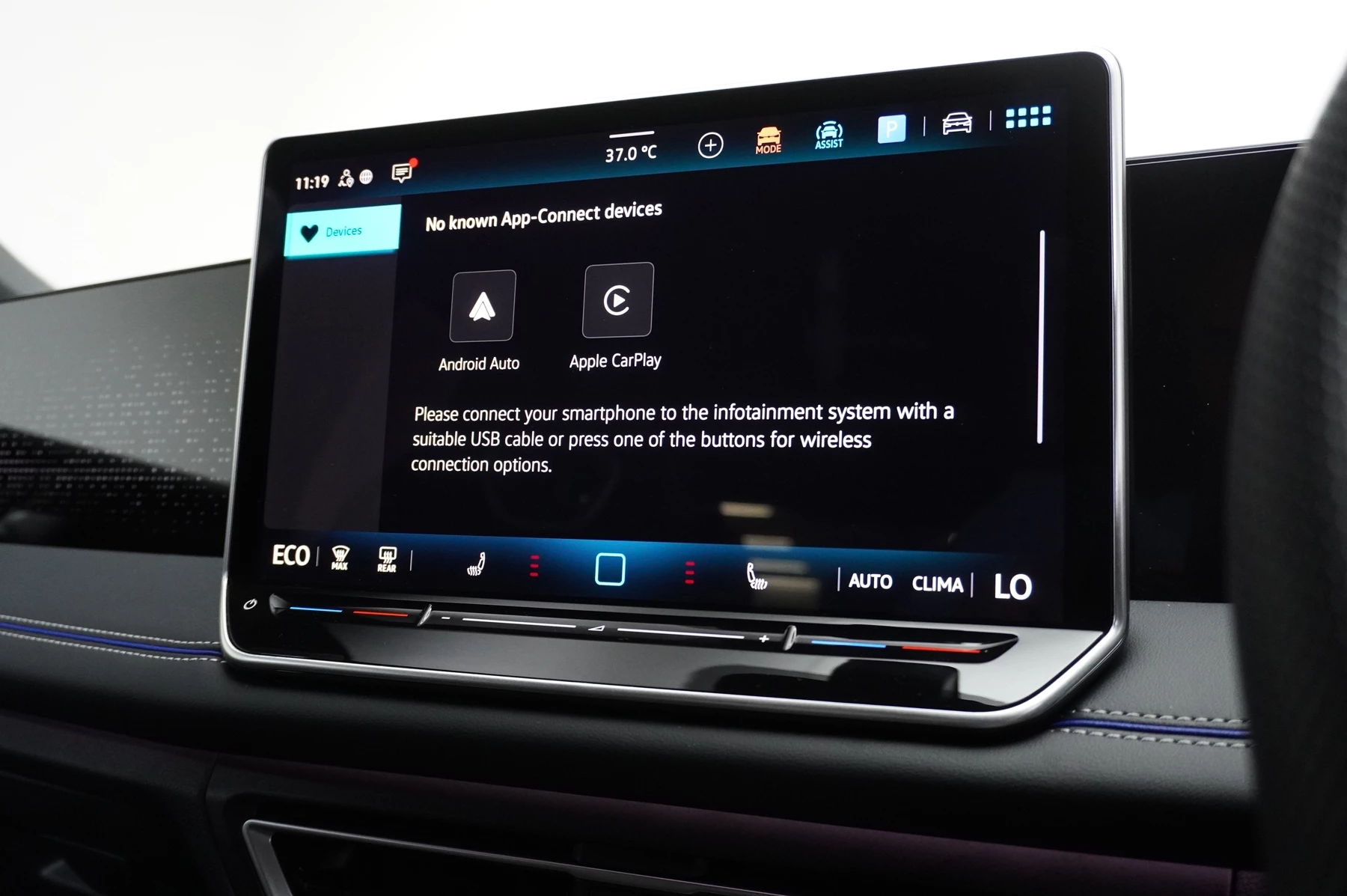 Volkswagen-Tiguan-image-33