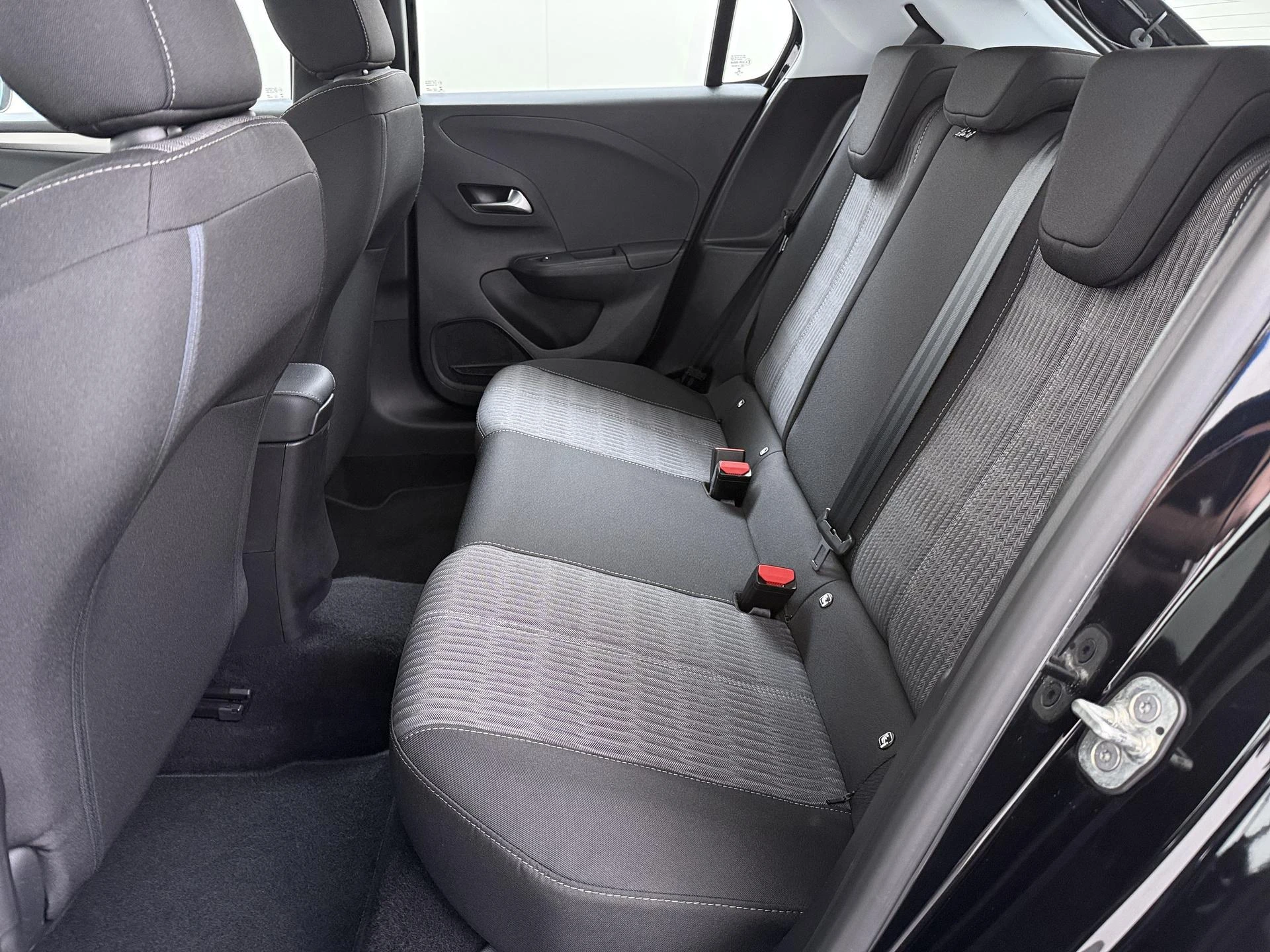 Opel-Corsa-image-7