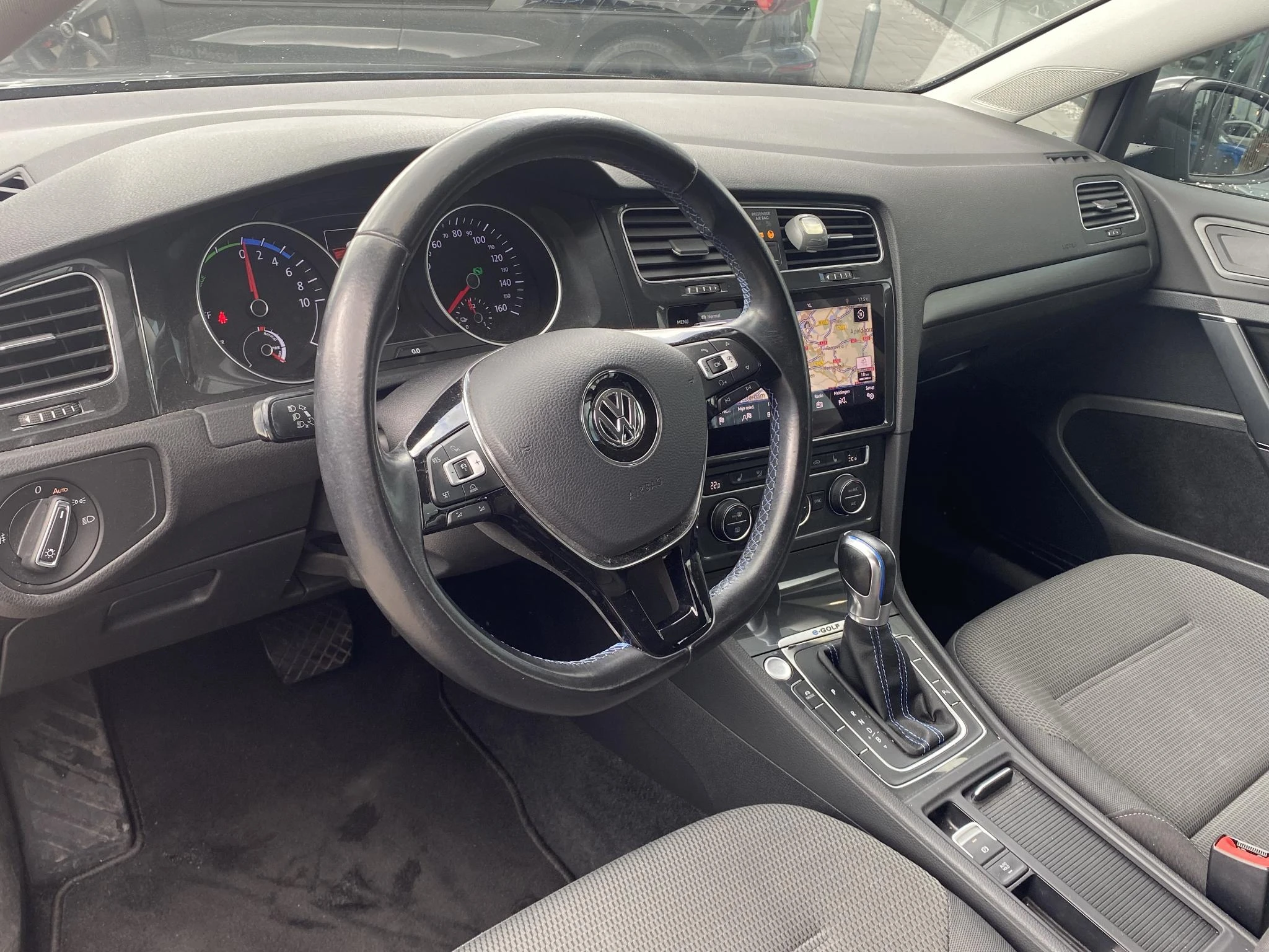 Volkswagen e-Golf e-Golf
