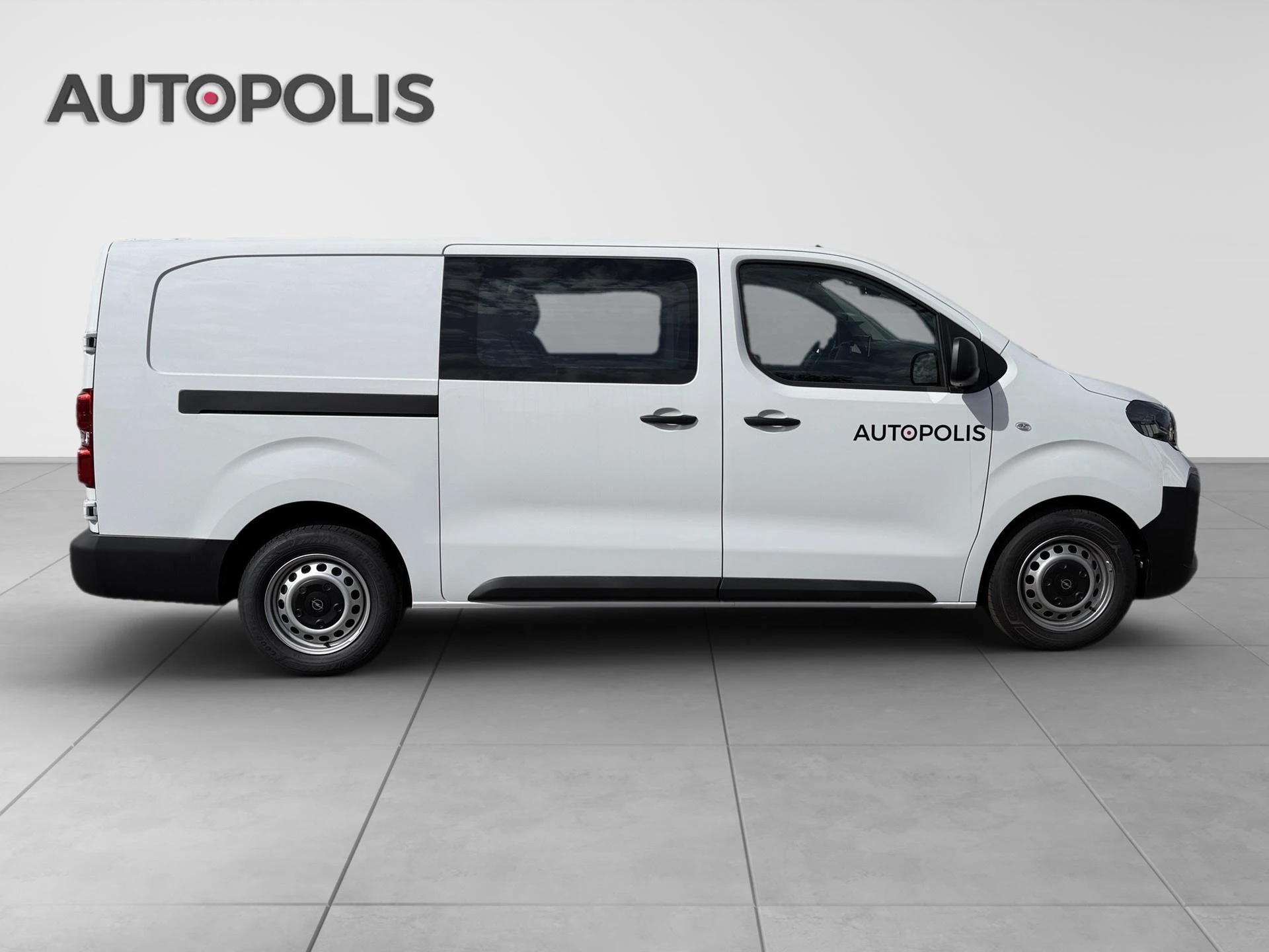 Opel-Vivaro-image-12