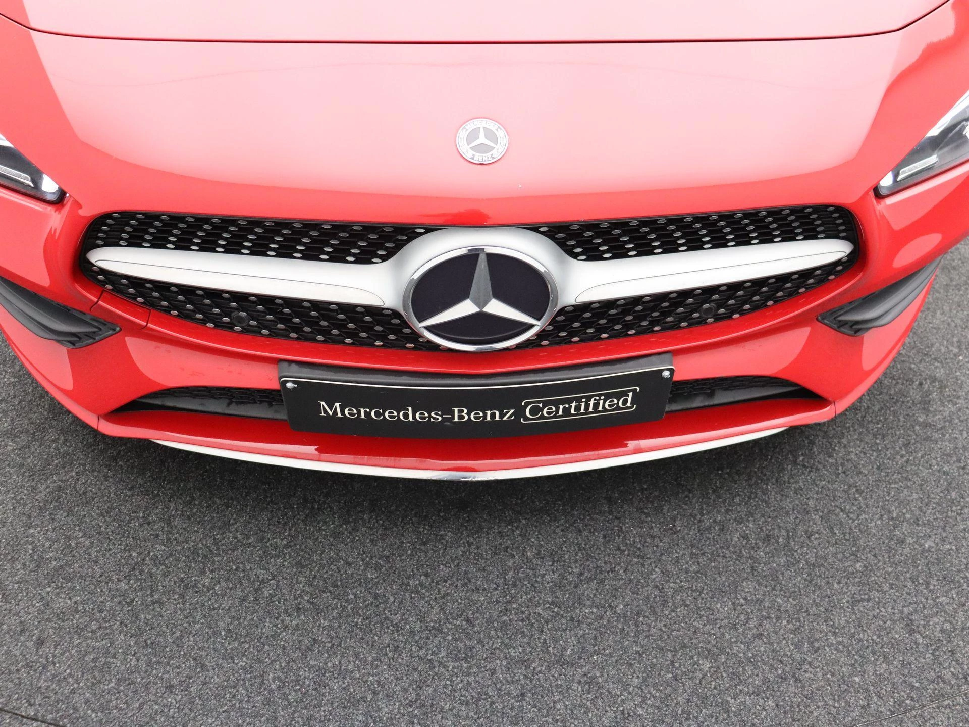 Mercedes-Benz CLA 180 Shooting Brake + AMG LINE + LED + CAMERA +