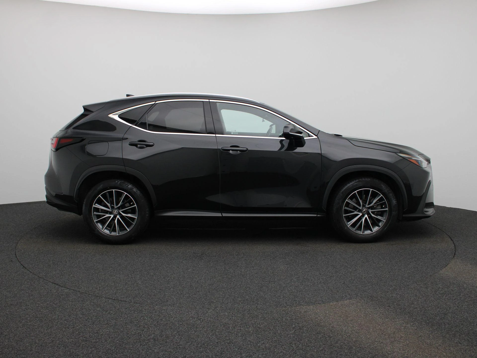 Lexus-NX-image-5