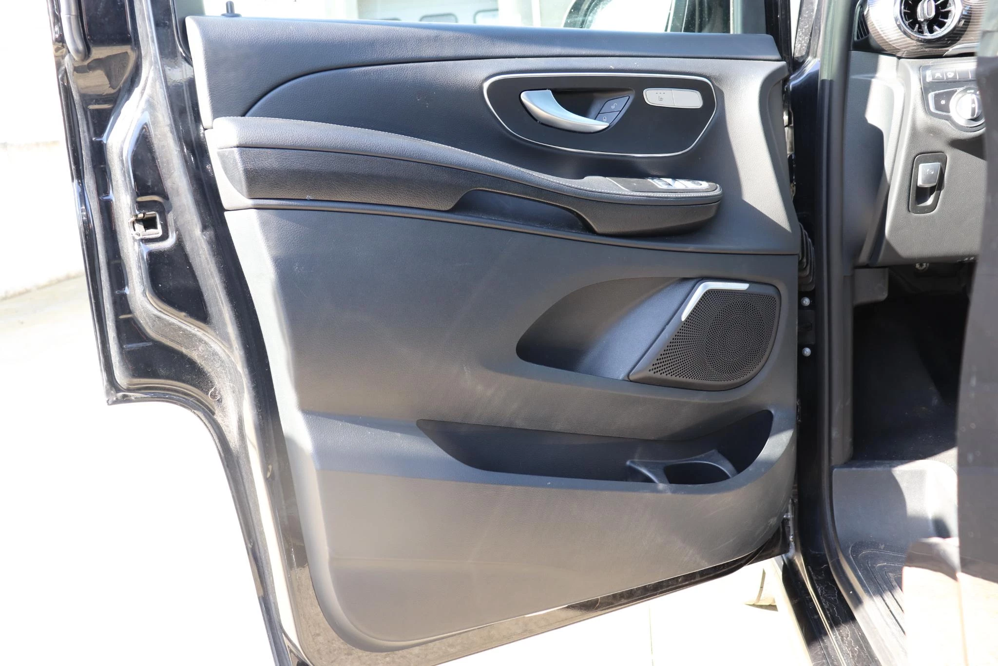 Mercedes-Benz EQV ARRAY 300