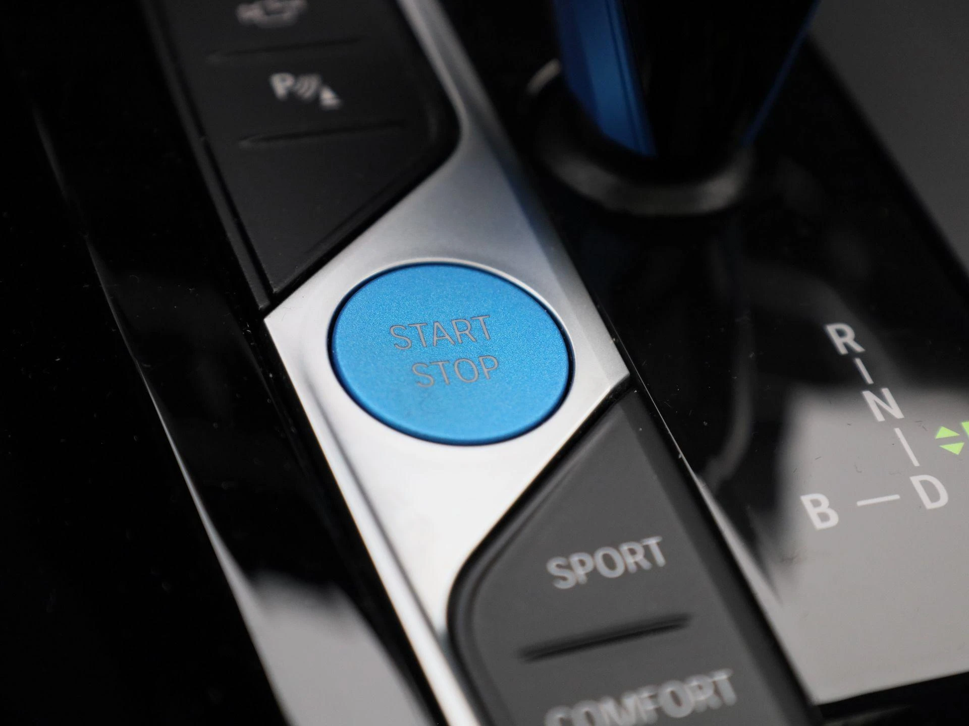 BMW-iX3-image-25