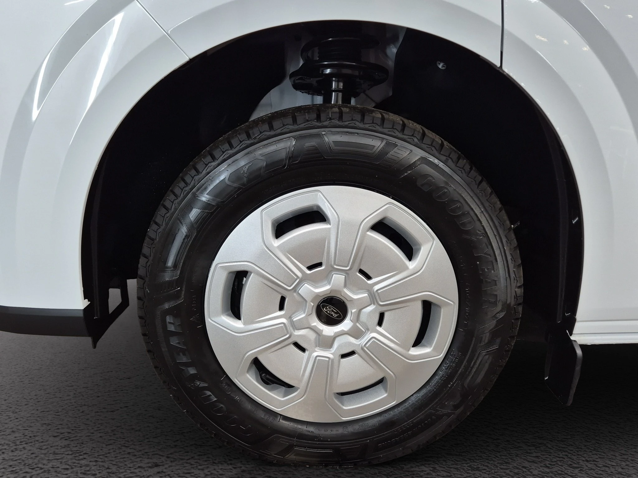 Ford-Transit Custom-image-8