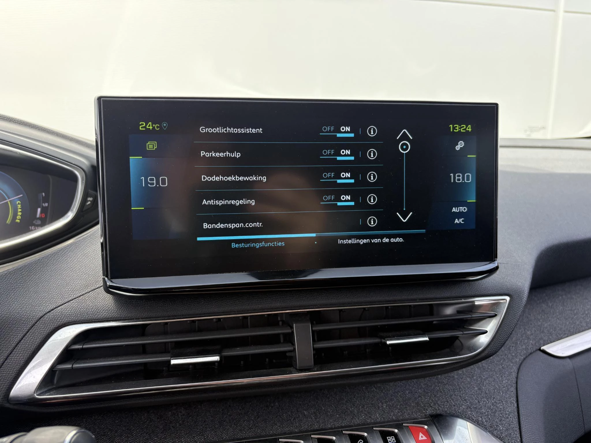 Peugeot-3008-image-16