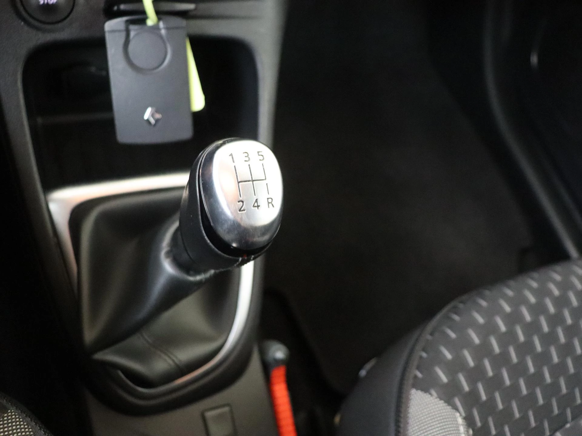 Renault-Captur-image-14