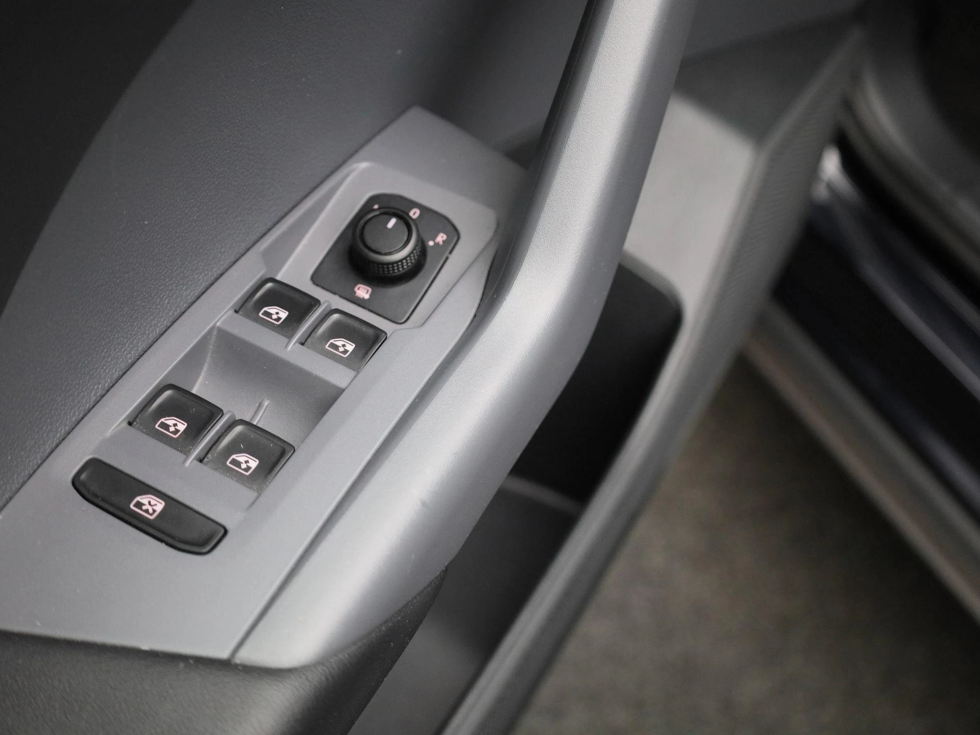 Volkswagen-T-Cross-image-28