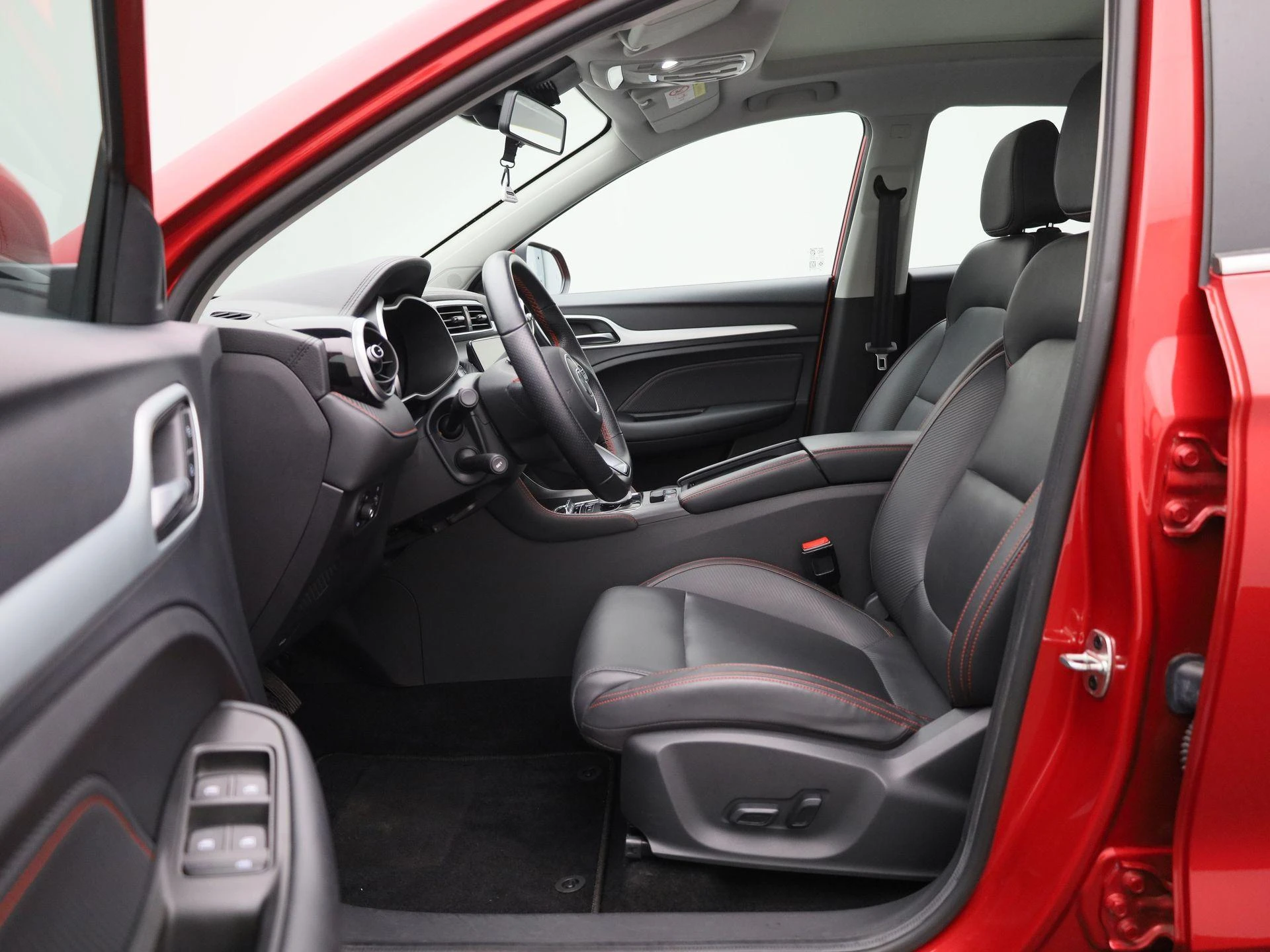 MG ZS EV Long Range Luxury 70 kWh