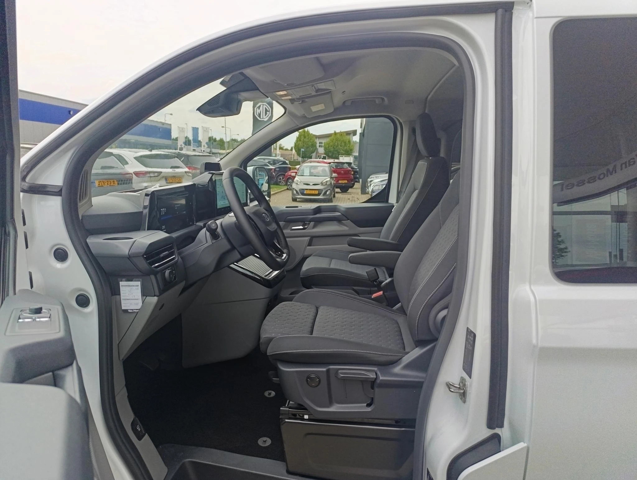Ford-E-Transit-image-12
