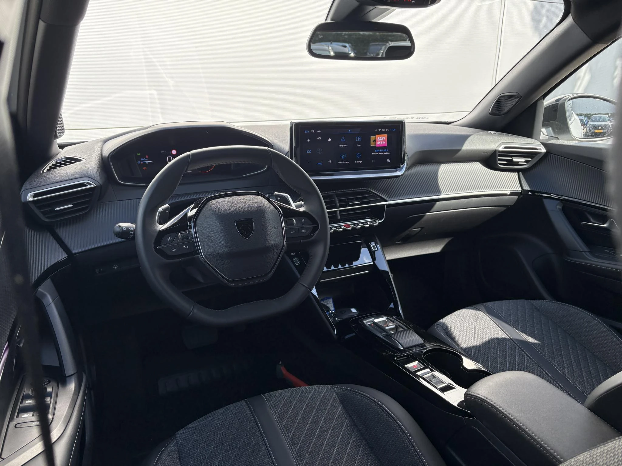 Peugeot-2008-image-9