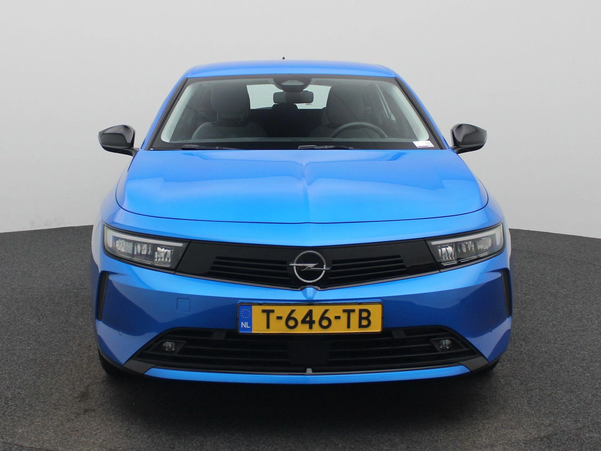 Opel-Astra-image-2