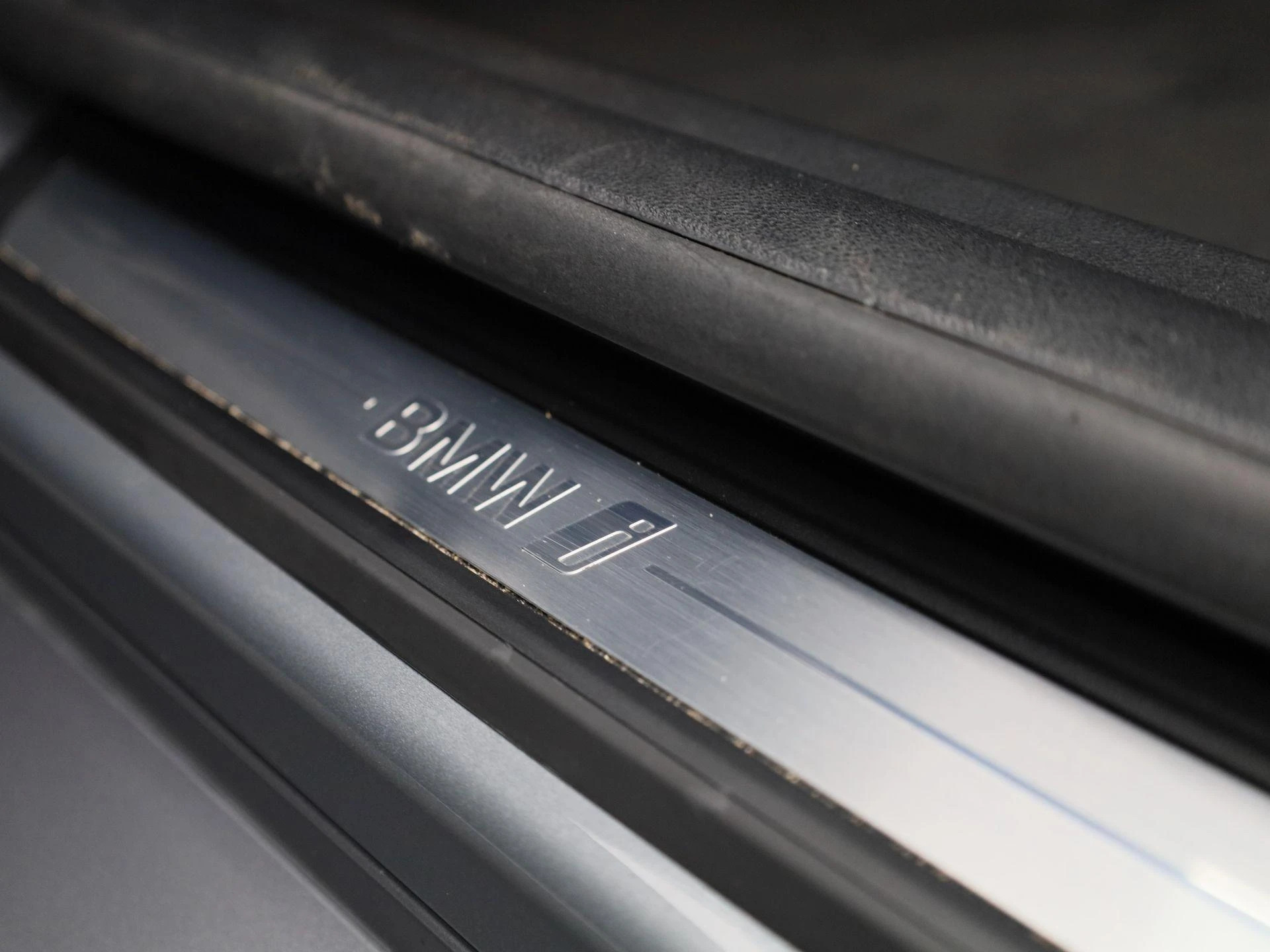 BMW-i4-image-30