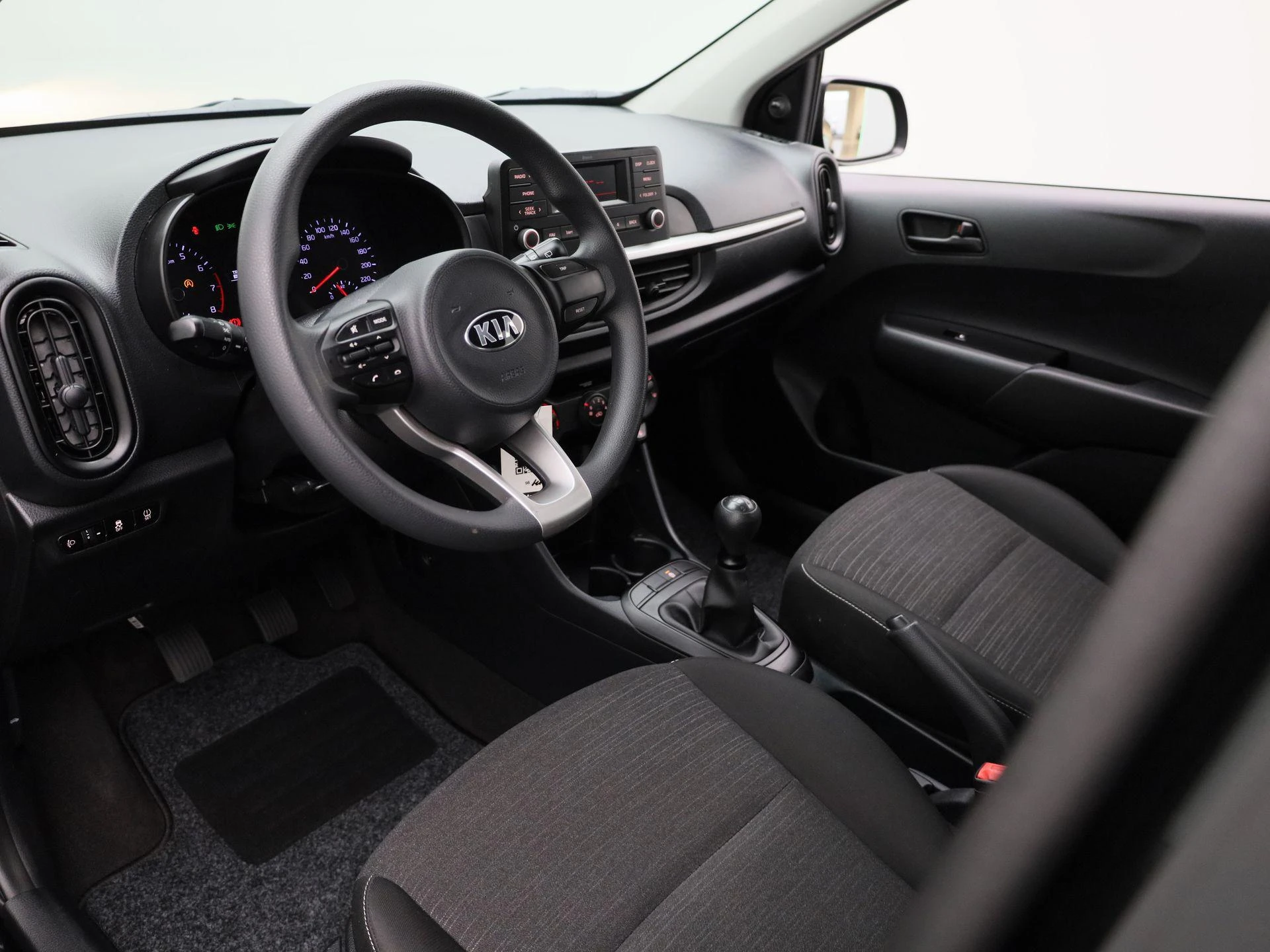 Kia-Picanto-image-15