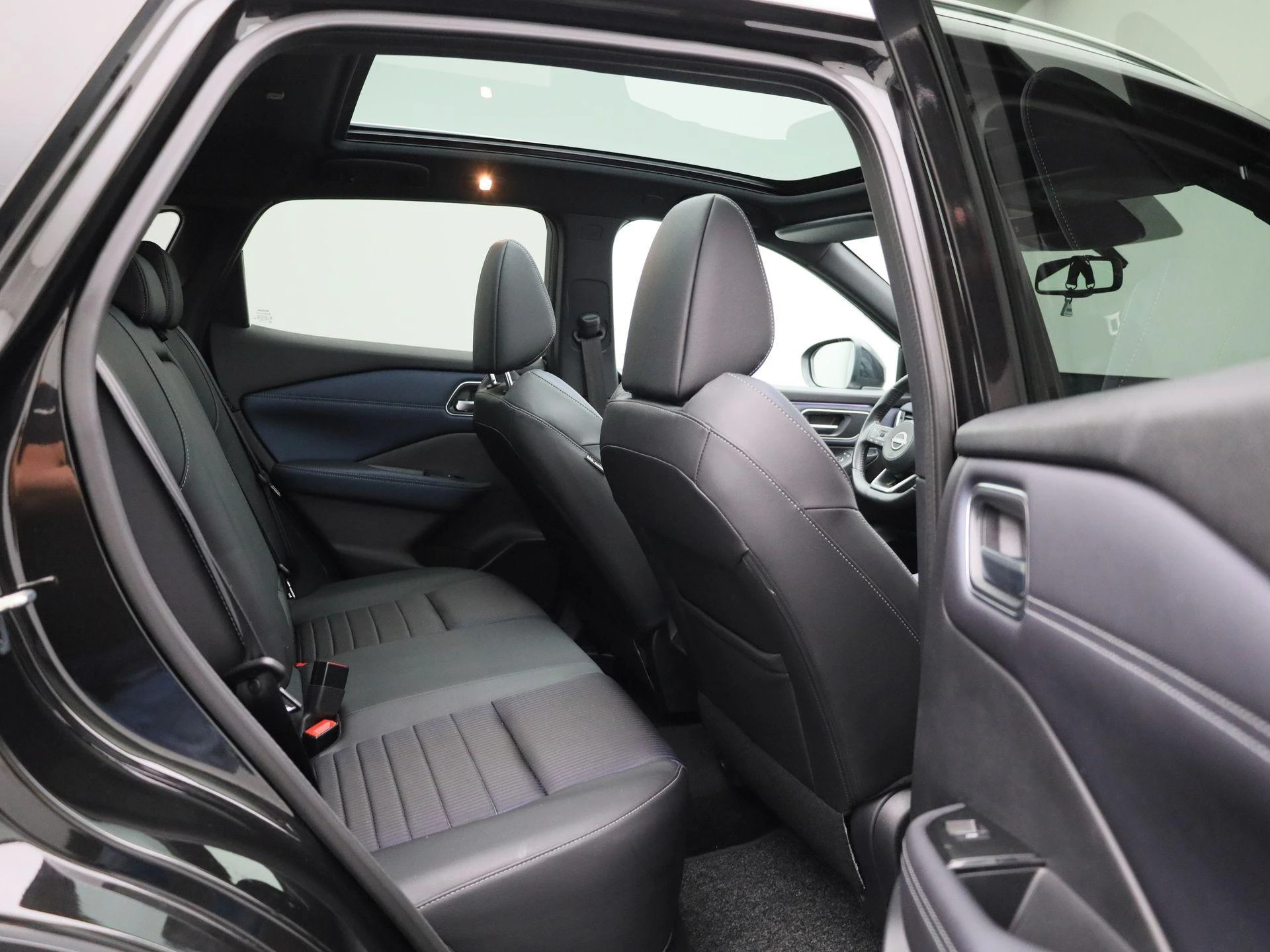 Nissan-QASHQAI-image-39