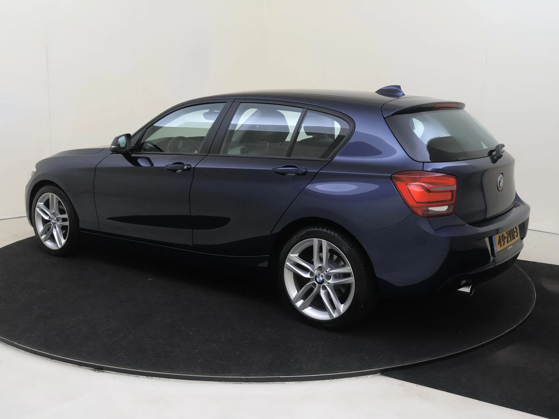 BMW-1 Serie-image-2