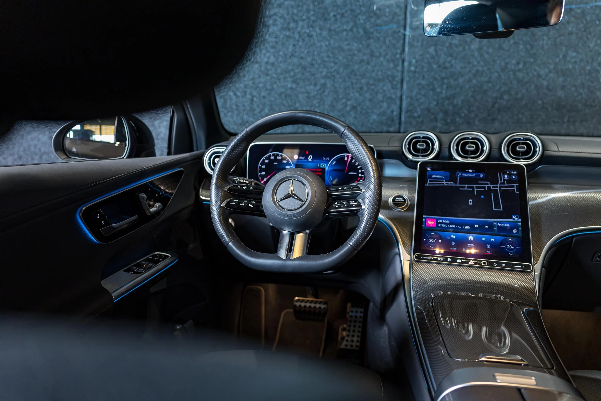 Mercedes-Benz GLC GLC 300 e 4MATIC AMG Line Line