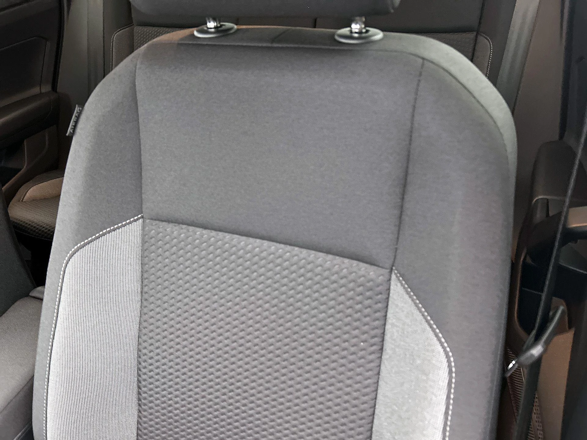 Volkswagen-Polo-image-16