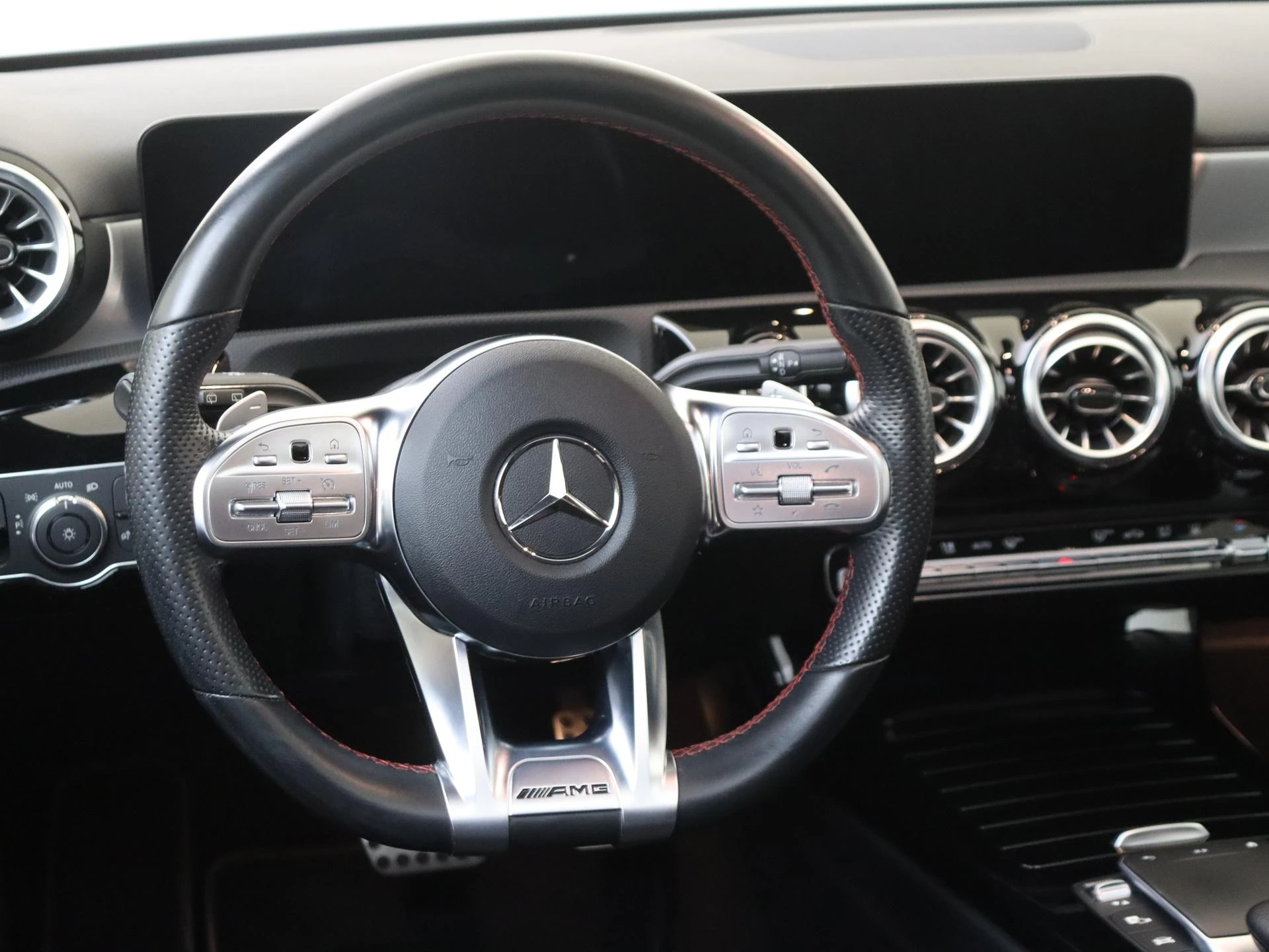 Mercedes-Benz A-Klasse 250 e Premium Plus