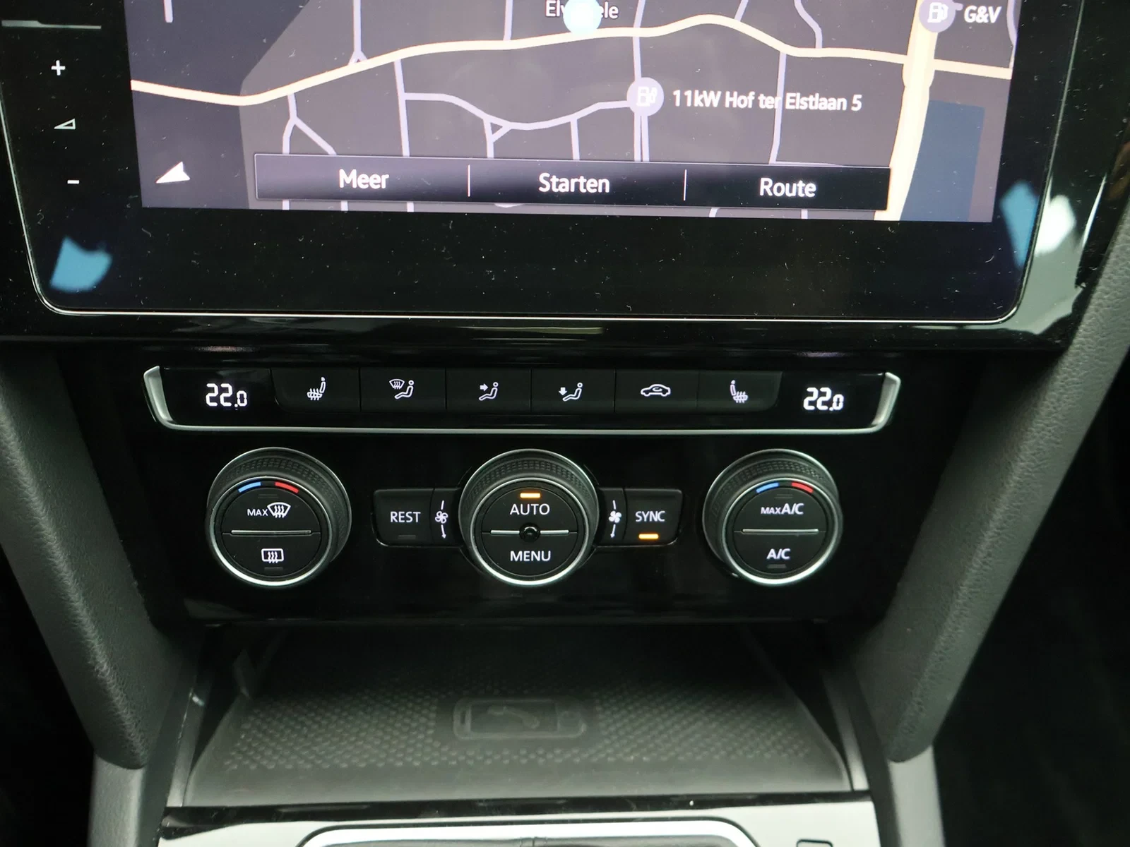 Volkswagen-Passat-image-22