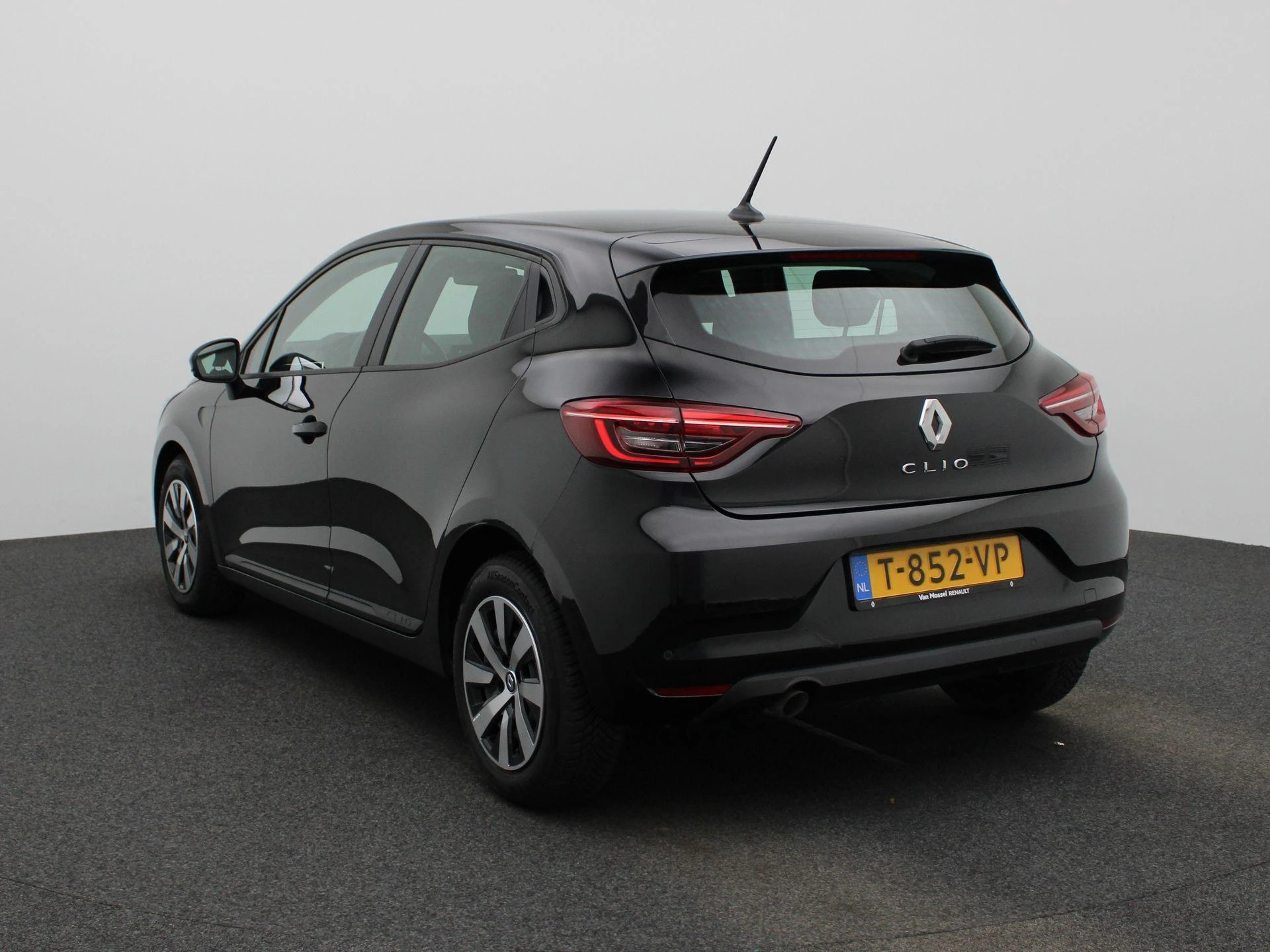Renault-Clio-image-1